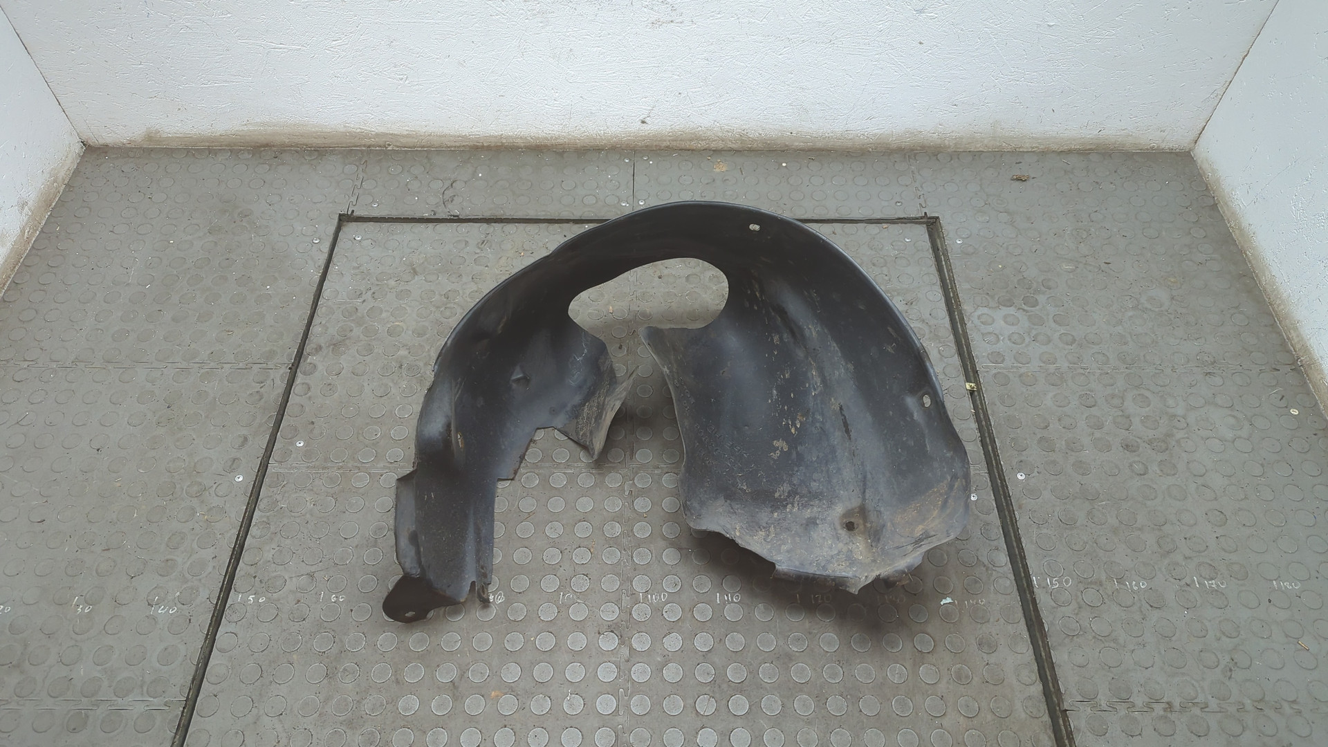 Локер передний левый