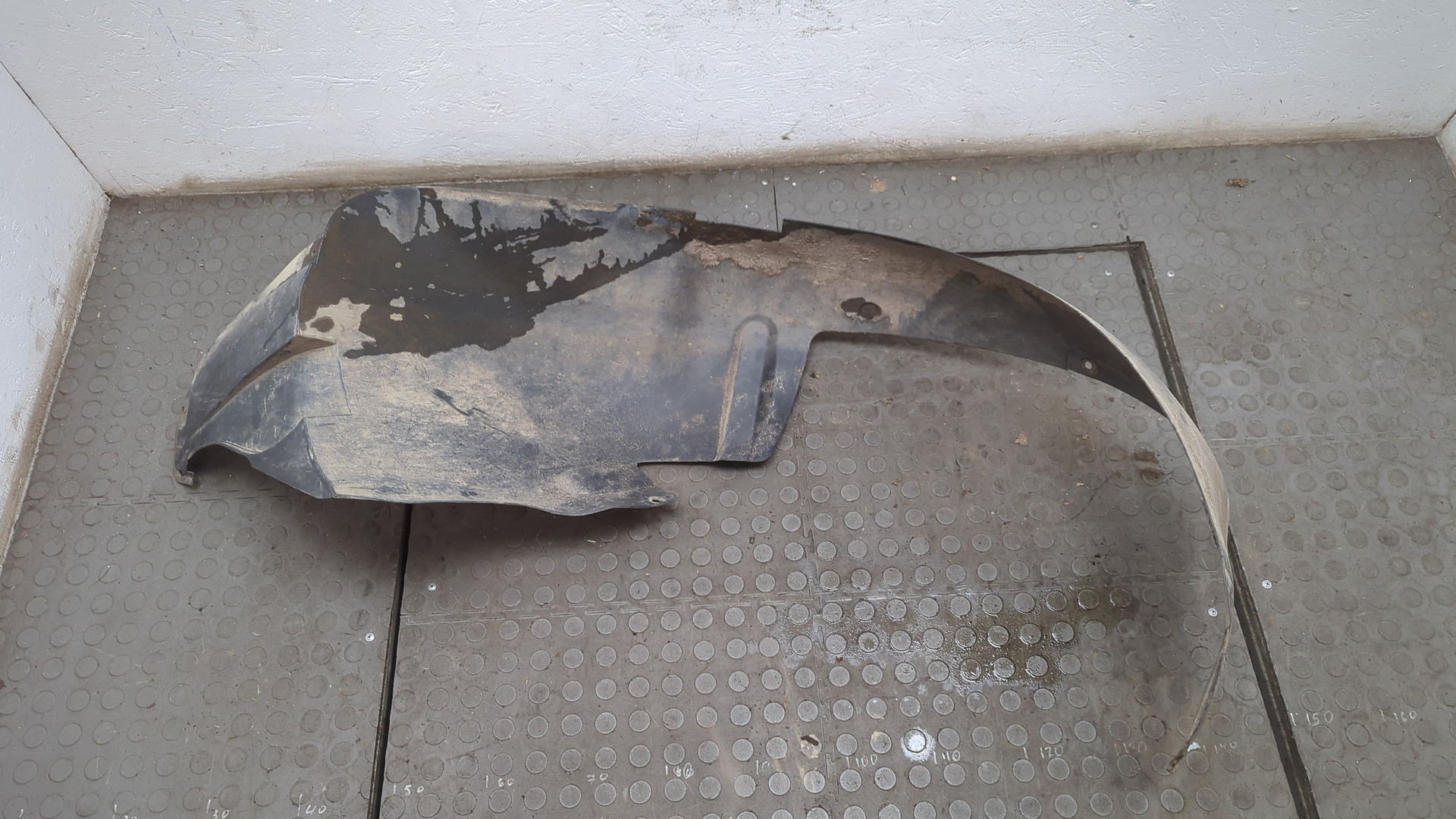 Локер передний правый