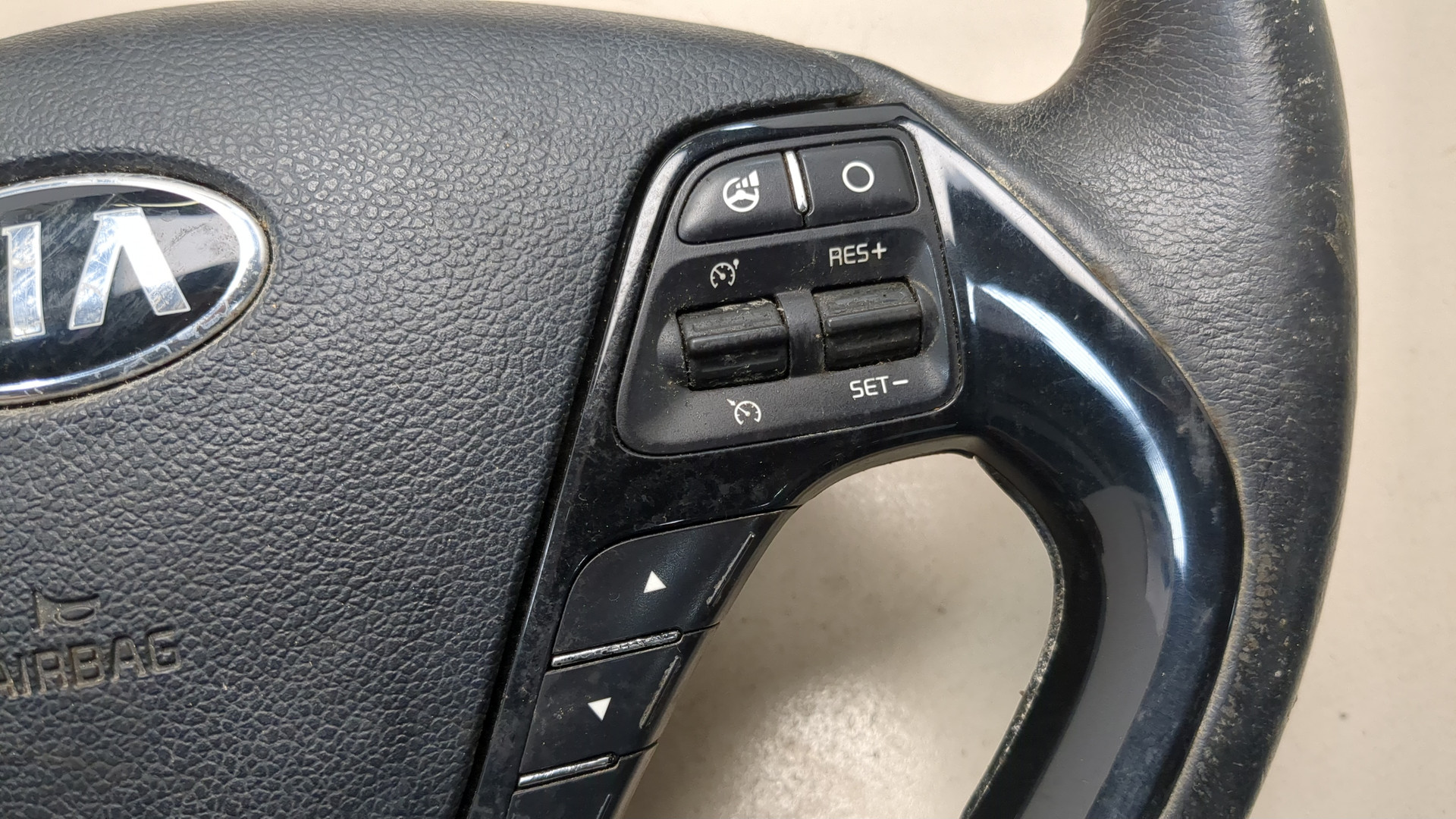 Рулевое колесо (руль)