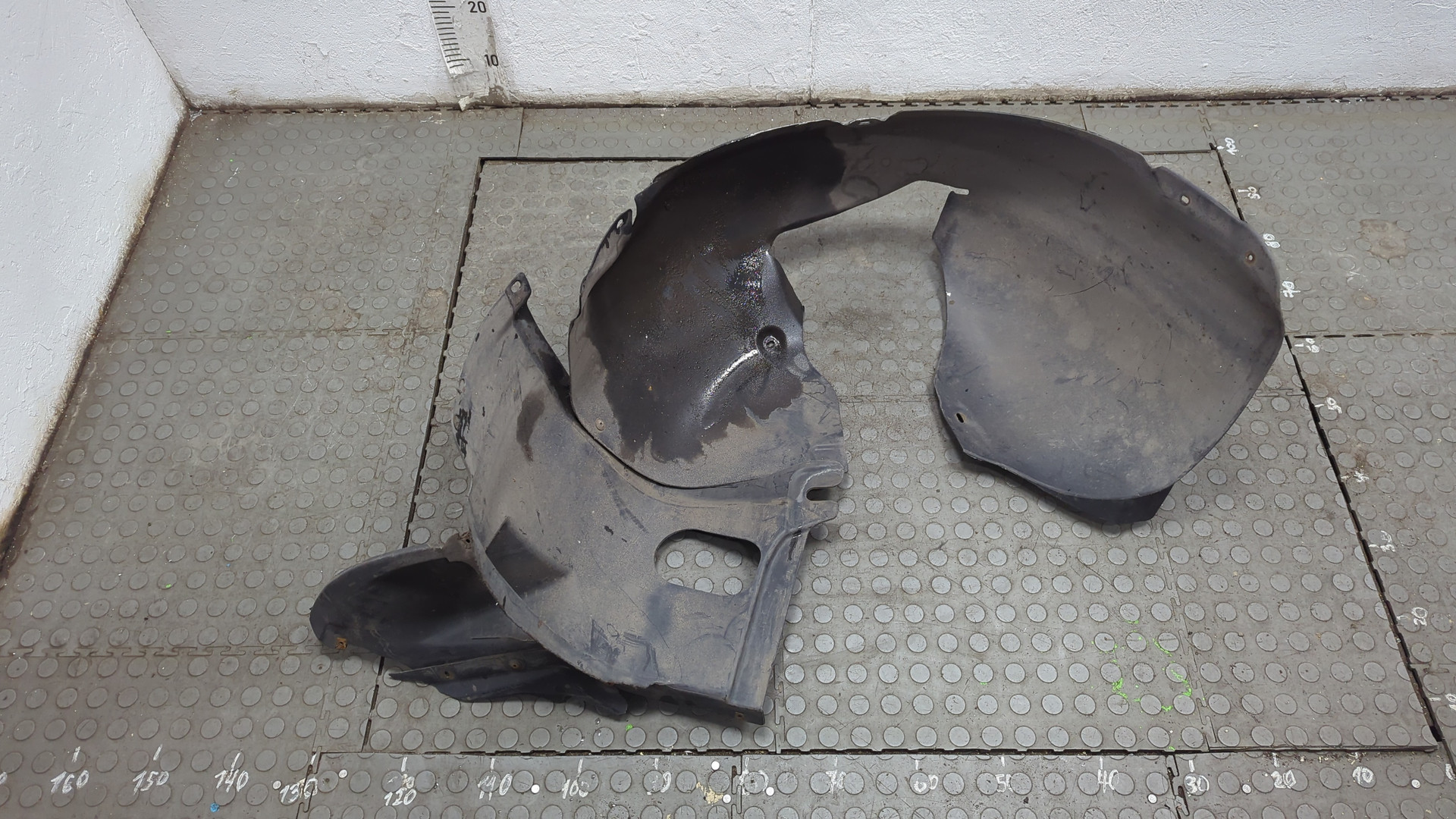 Локер передний левый