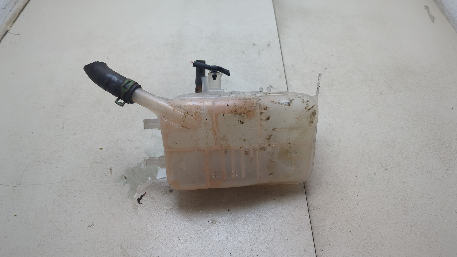 Бачок расширительный