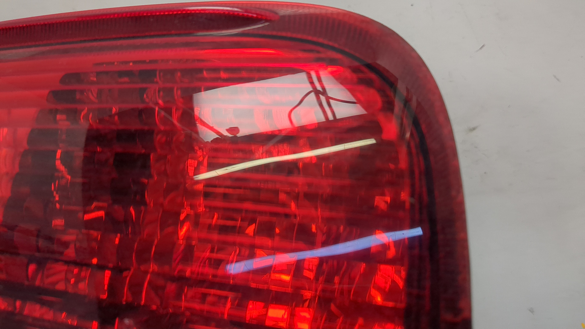 Фонарь задний правый