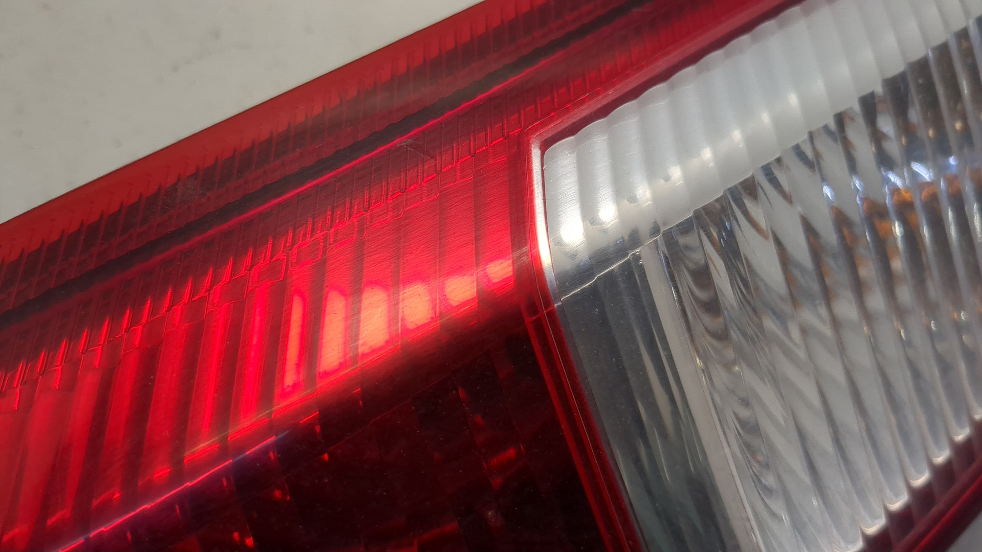 Фонарь задний левый