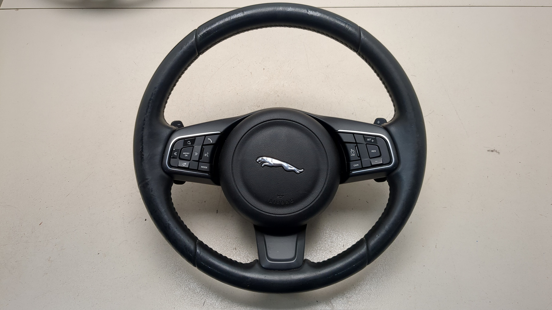 Рулевое колесо (руль)