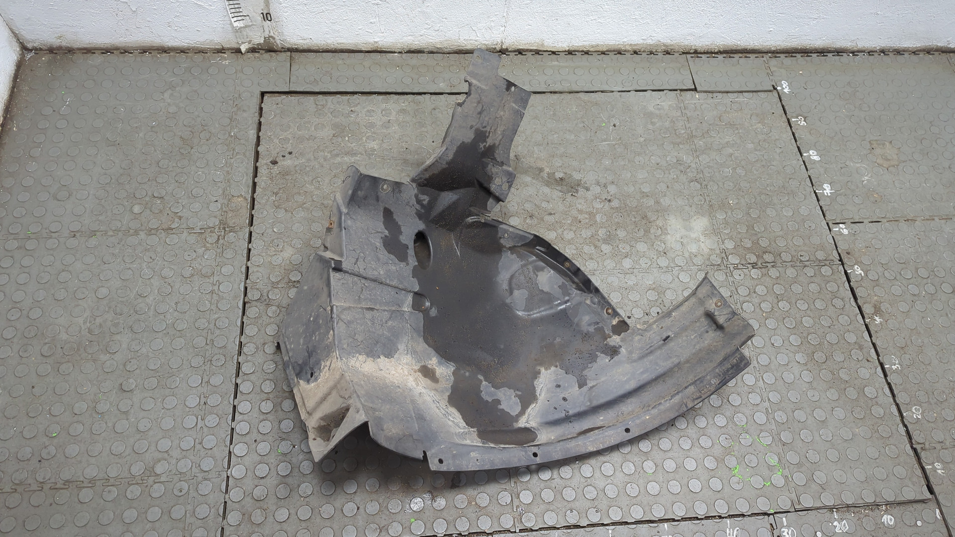 Локер передний левый