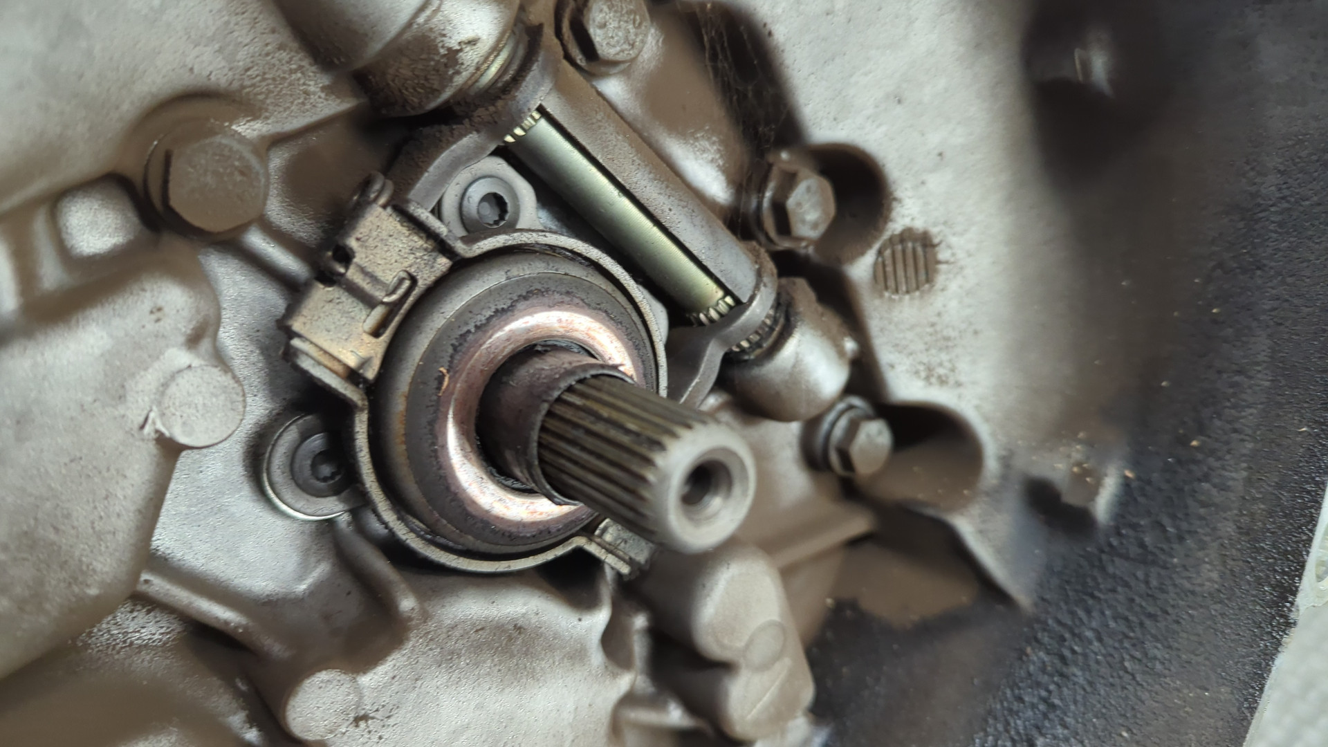 МКПП (механическая коробка переключения передач)