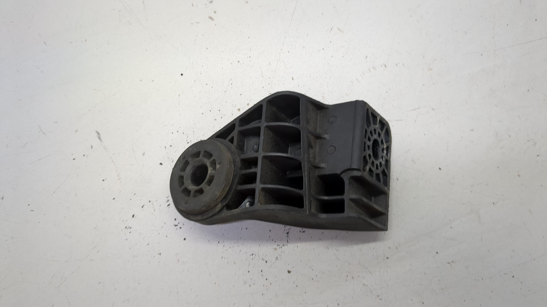 Кронштейн радиатора