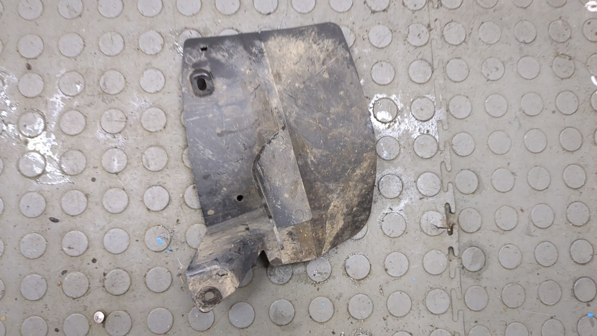 Накладка (кузов наружные)