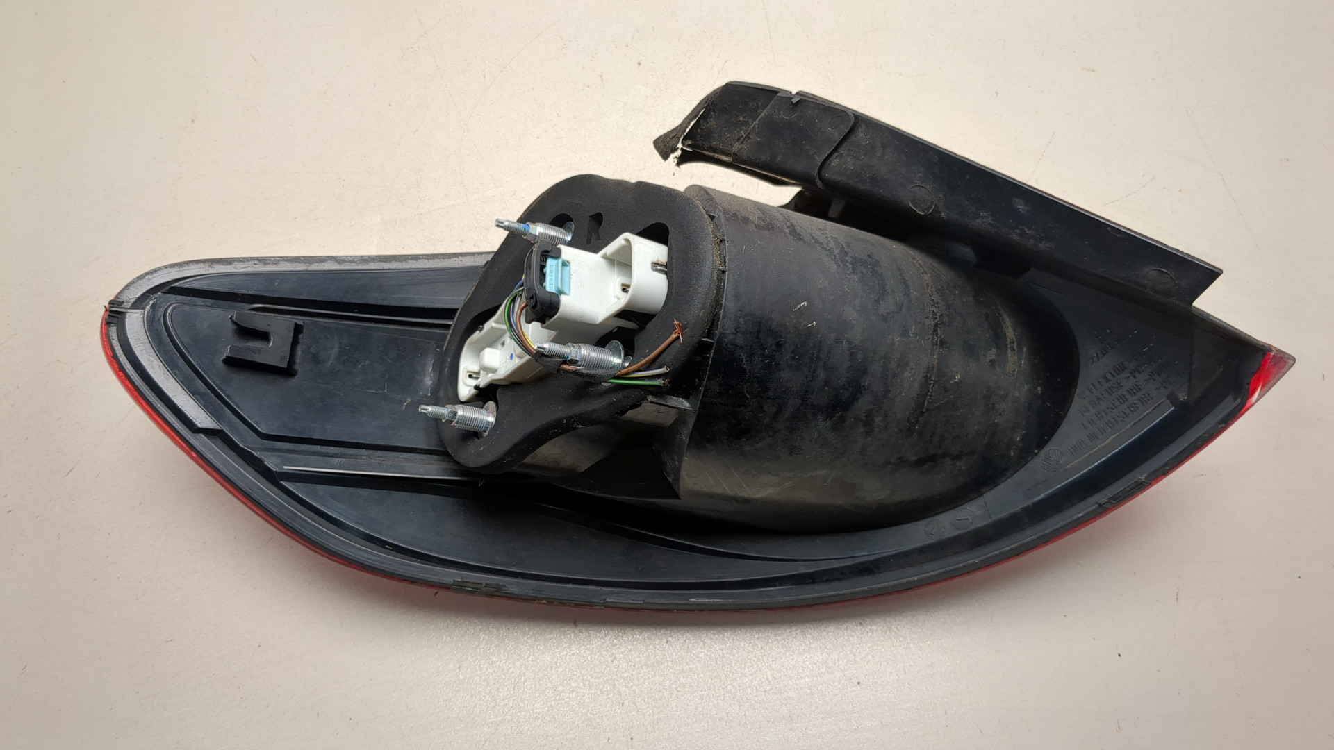 Фонарь задний правый