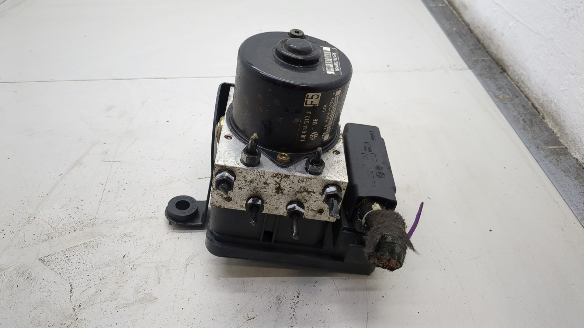 Блок ABS (насос)