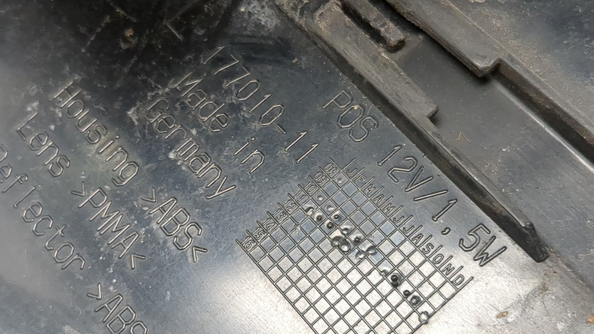 Фонарь задний левый