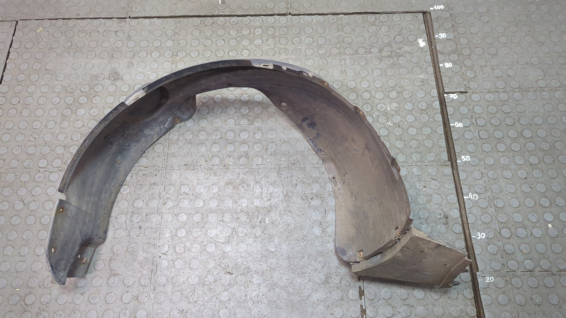 Локер передний правый