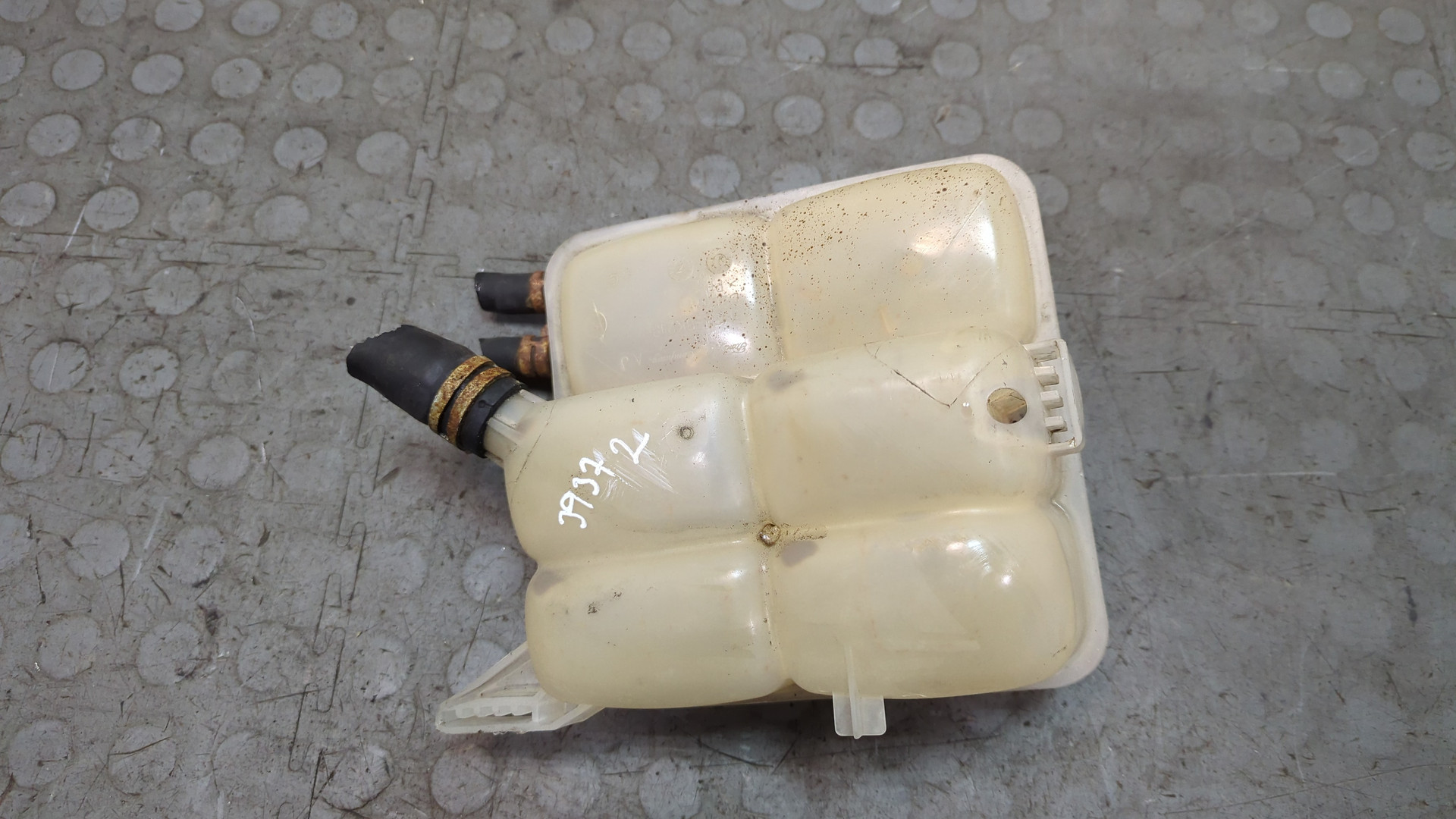 Бачок расширительный