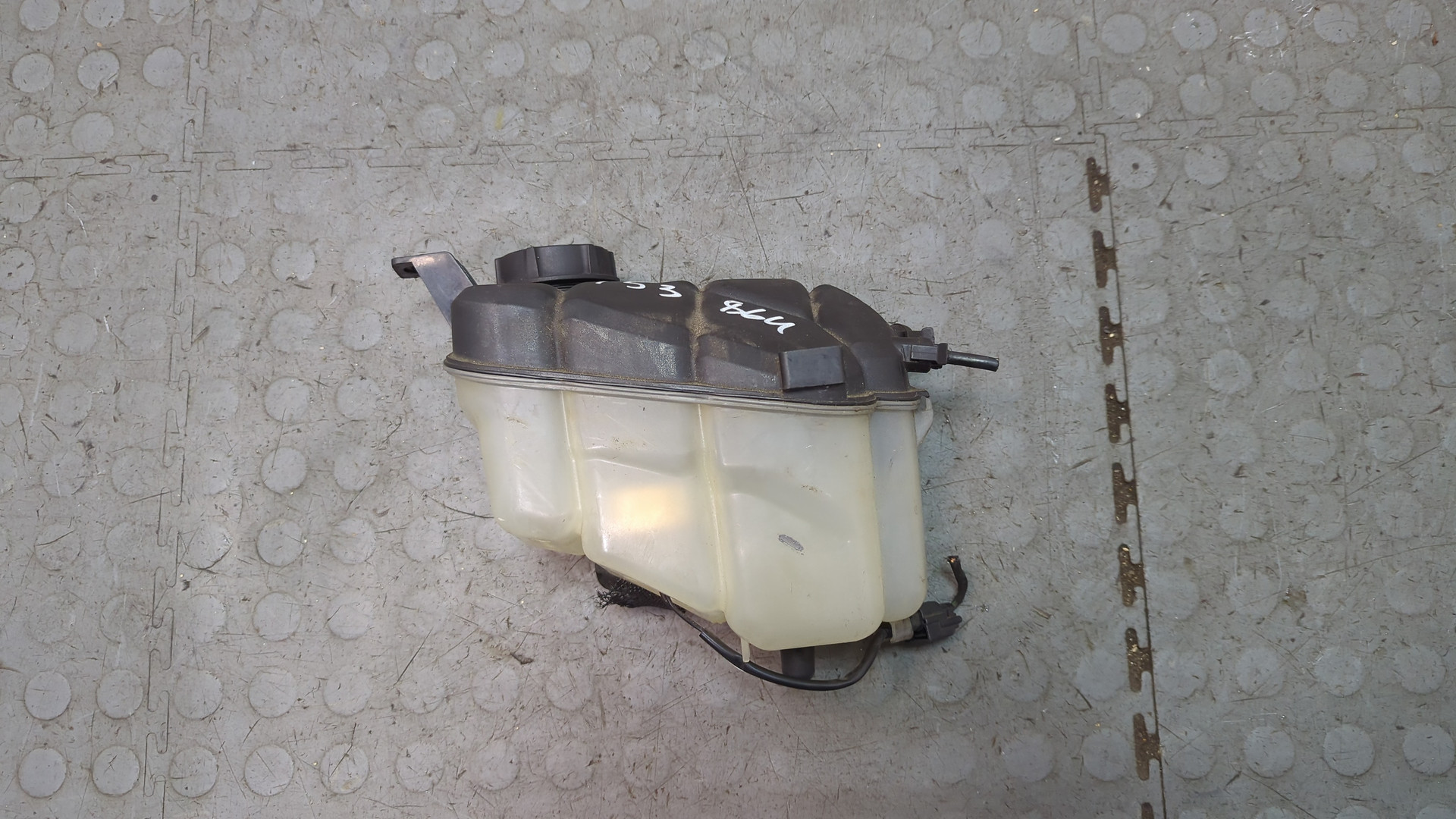 Бачок расширительный