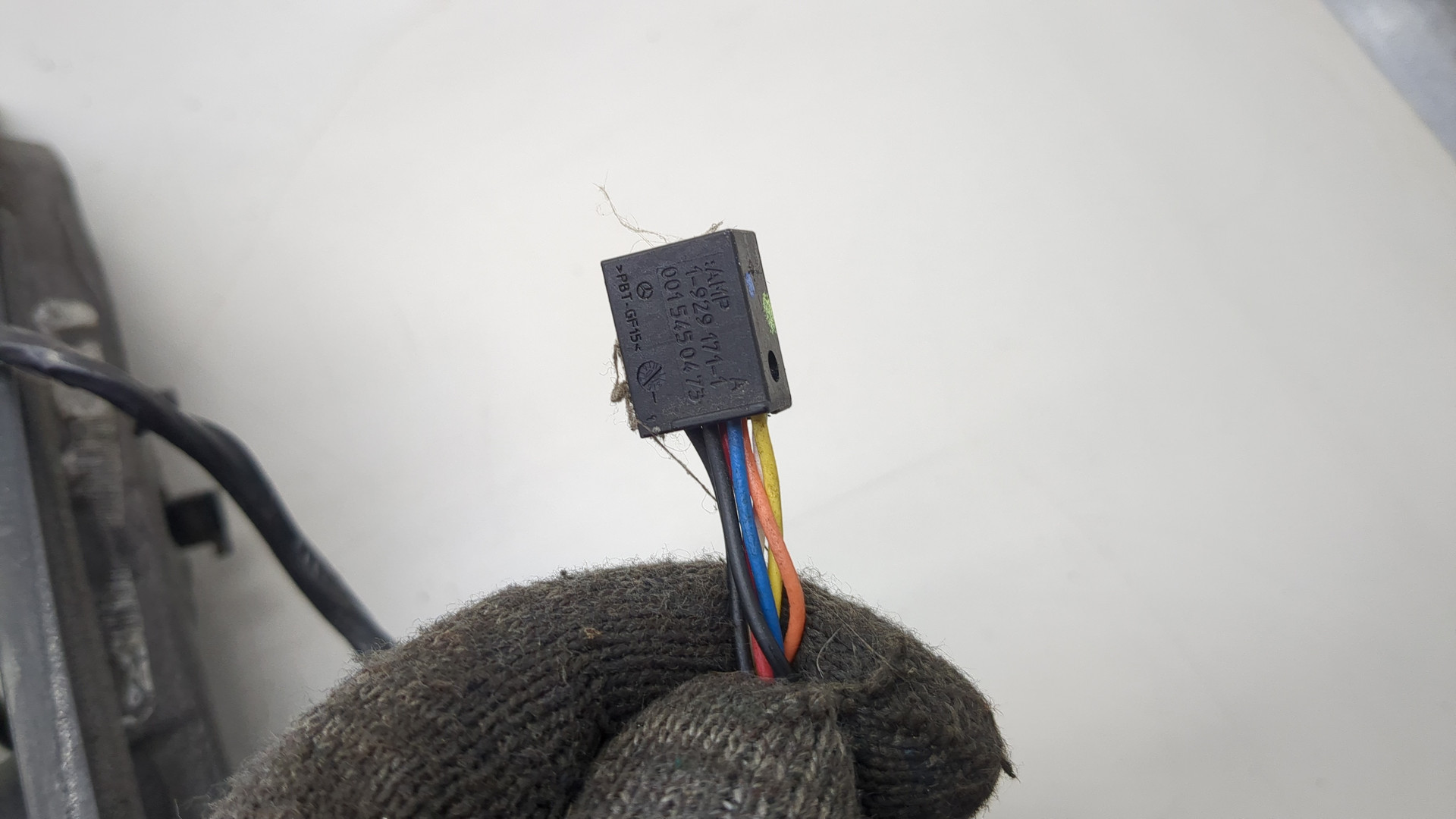 Зеркало правое электрическое