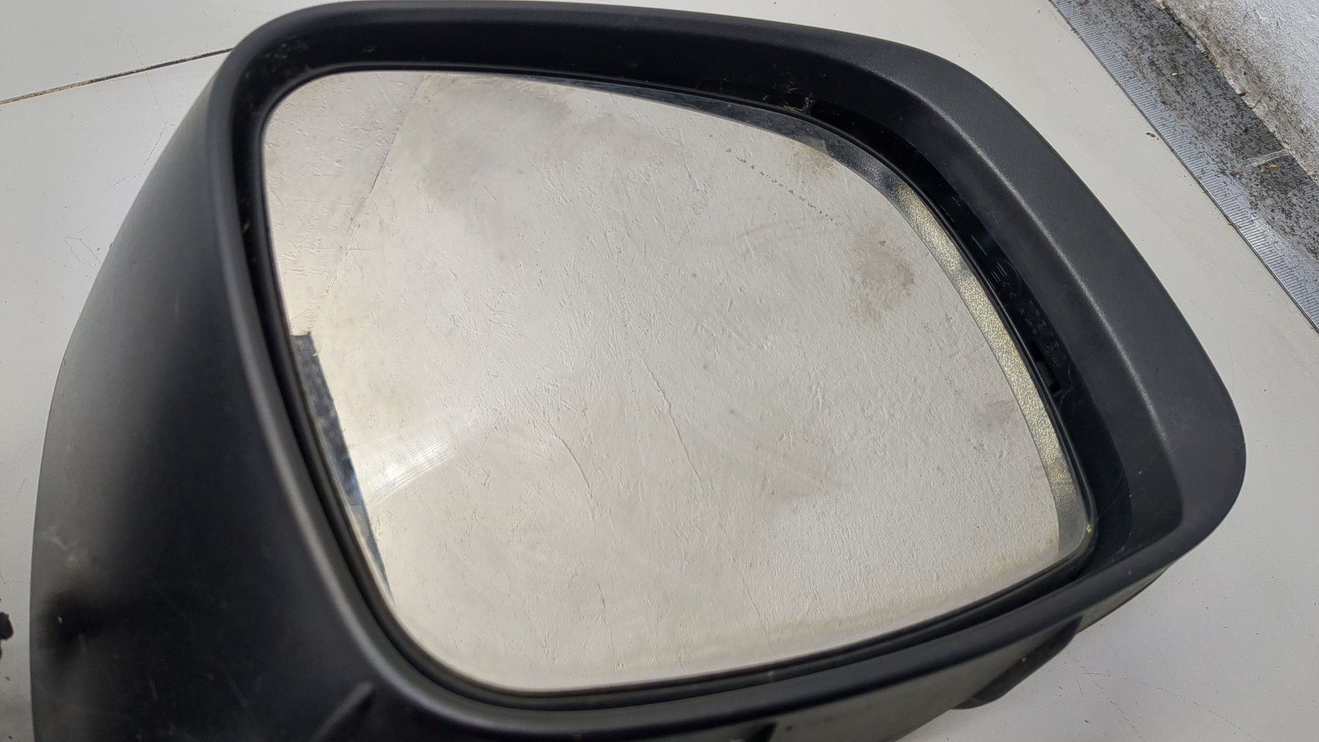 Зеркало правое электрическое