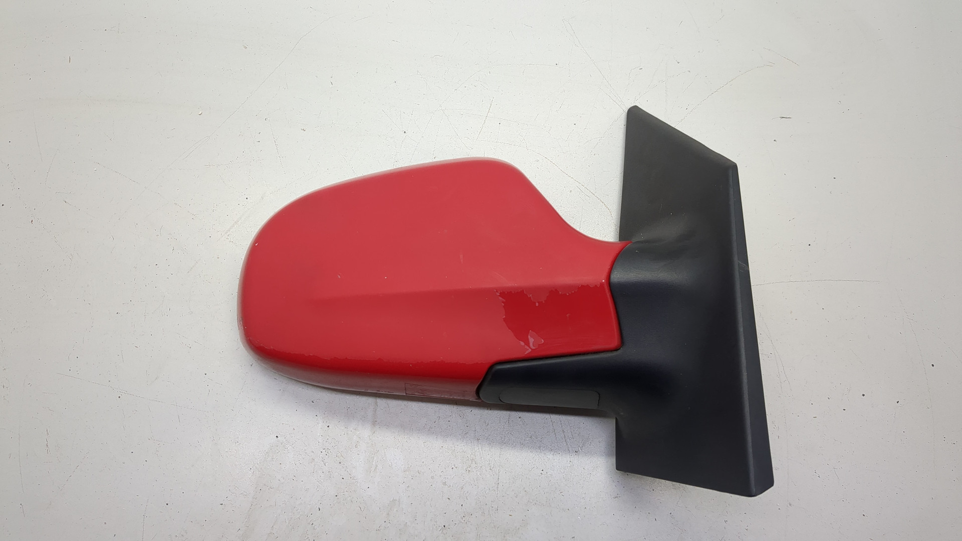 Зеркало правое электрическое