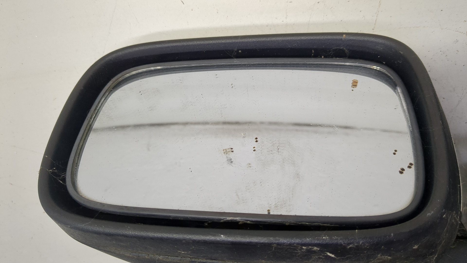 Зеркало левое электрическое