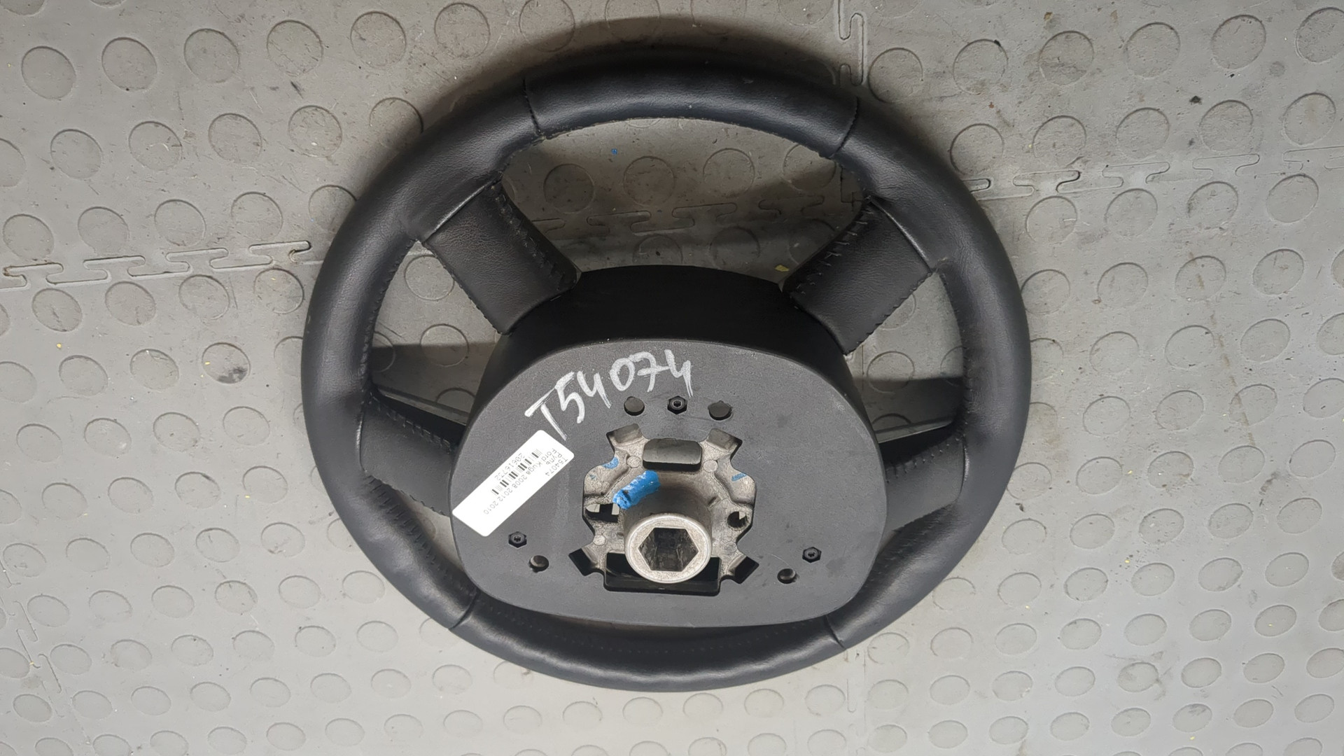 Рулевое колесо (руль)