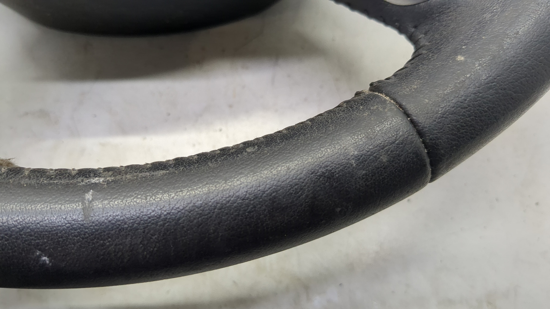 Рулевое колесо (руль)