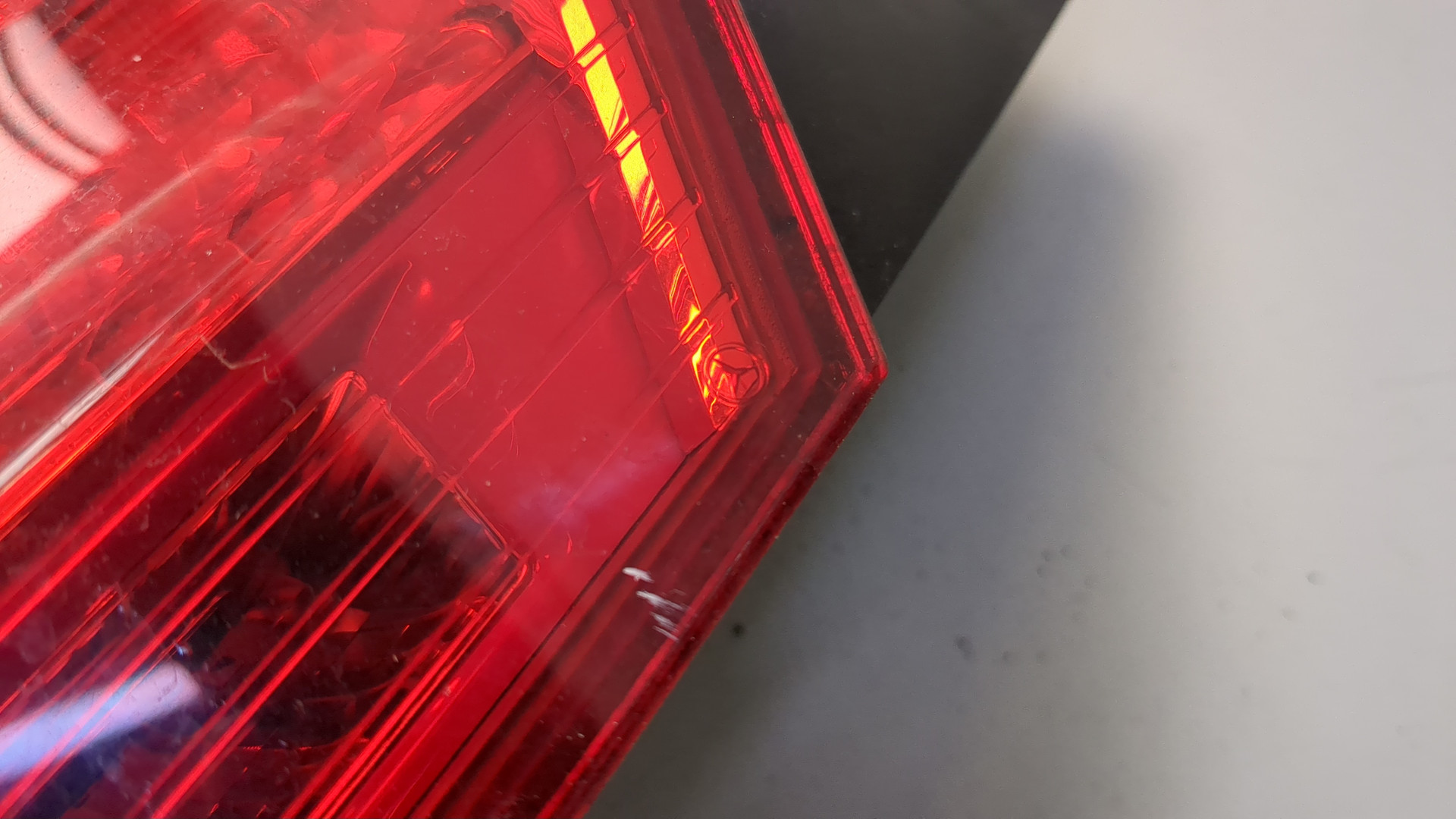 Фонарь задний левый