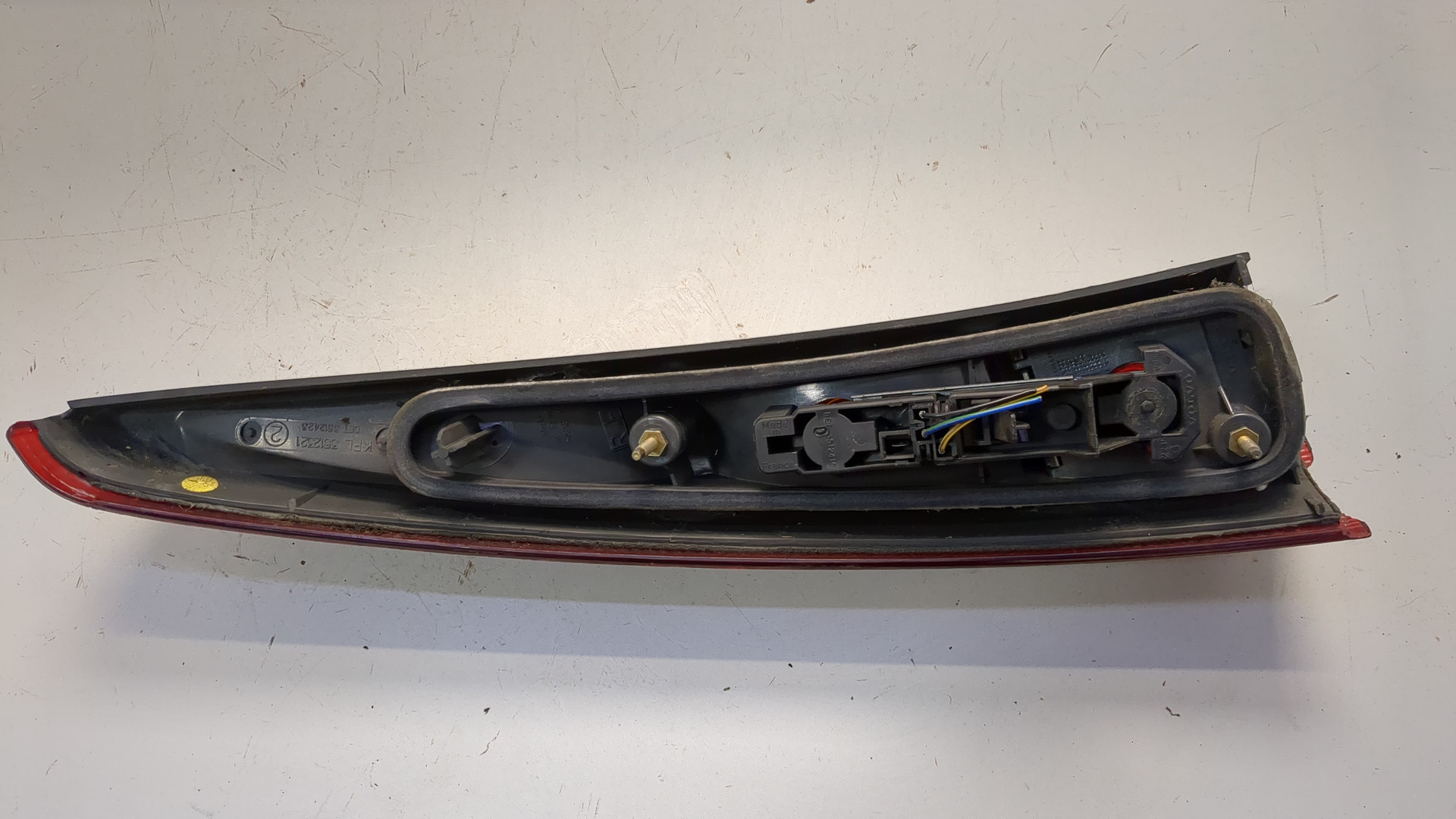 Фонарь задний правый