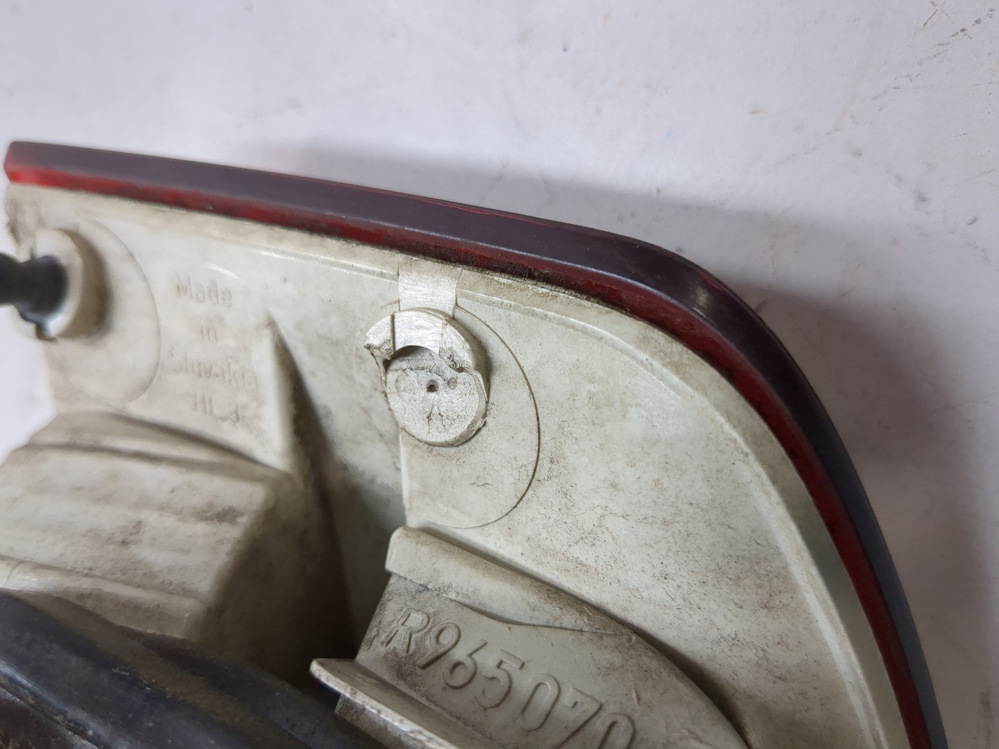 Фонарь задний правый