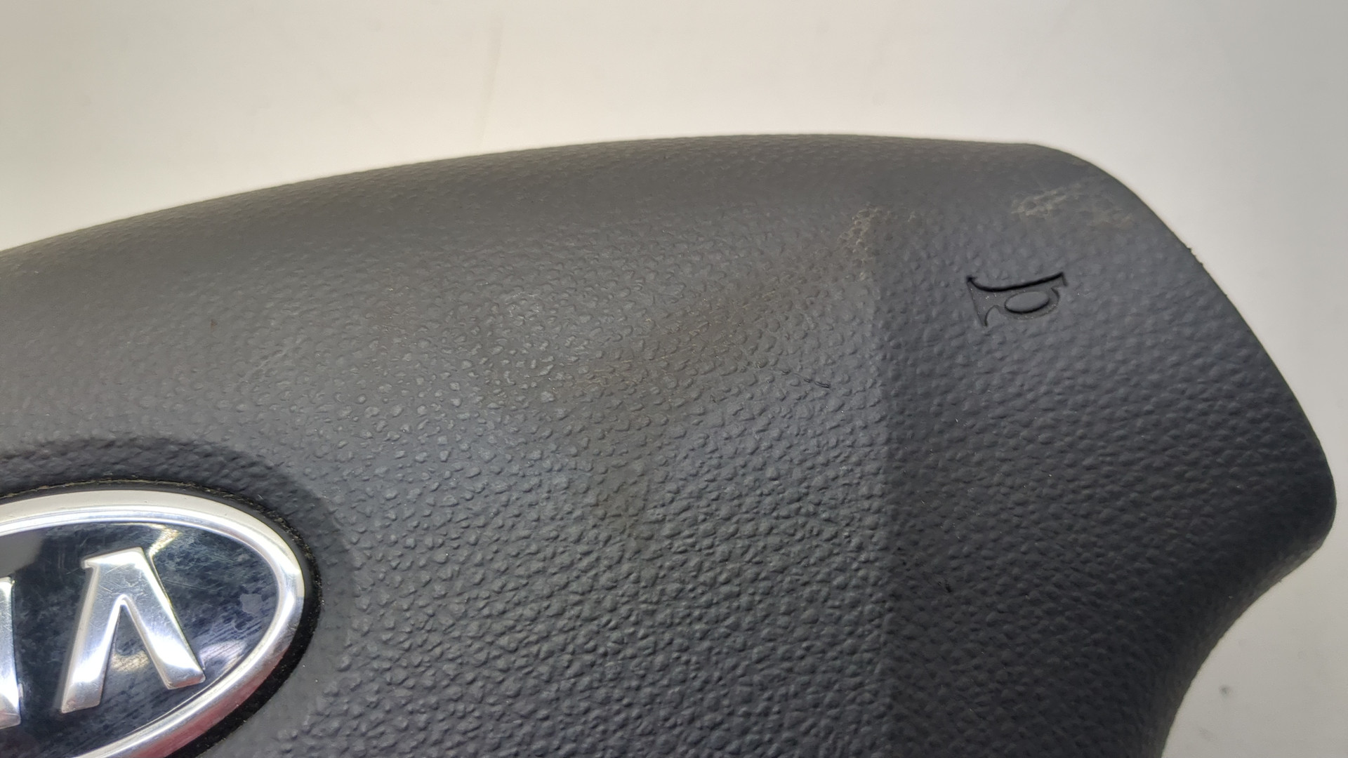 Подушка безопасности в рулевое колесо