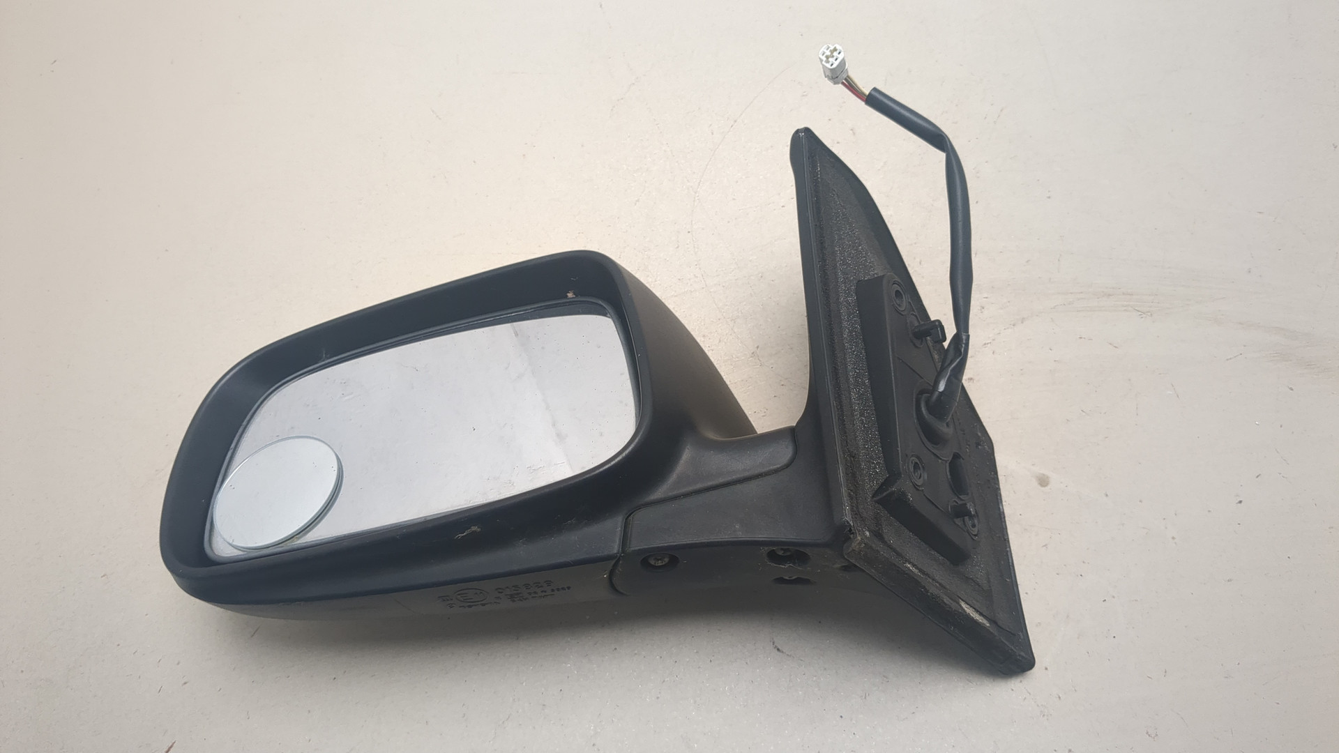 Зеркало левое электрическое