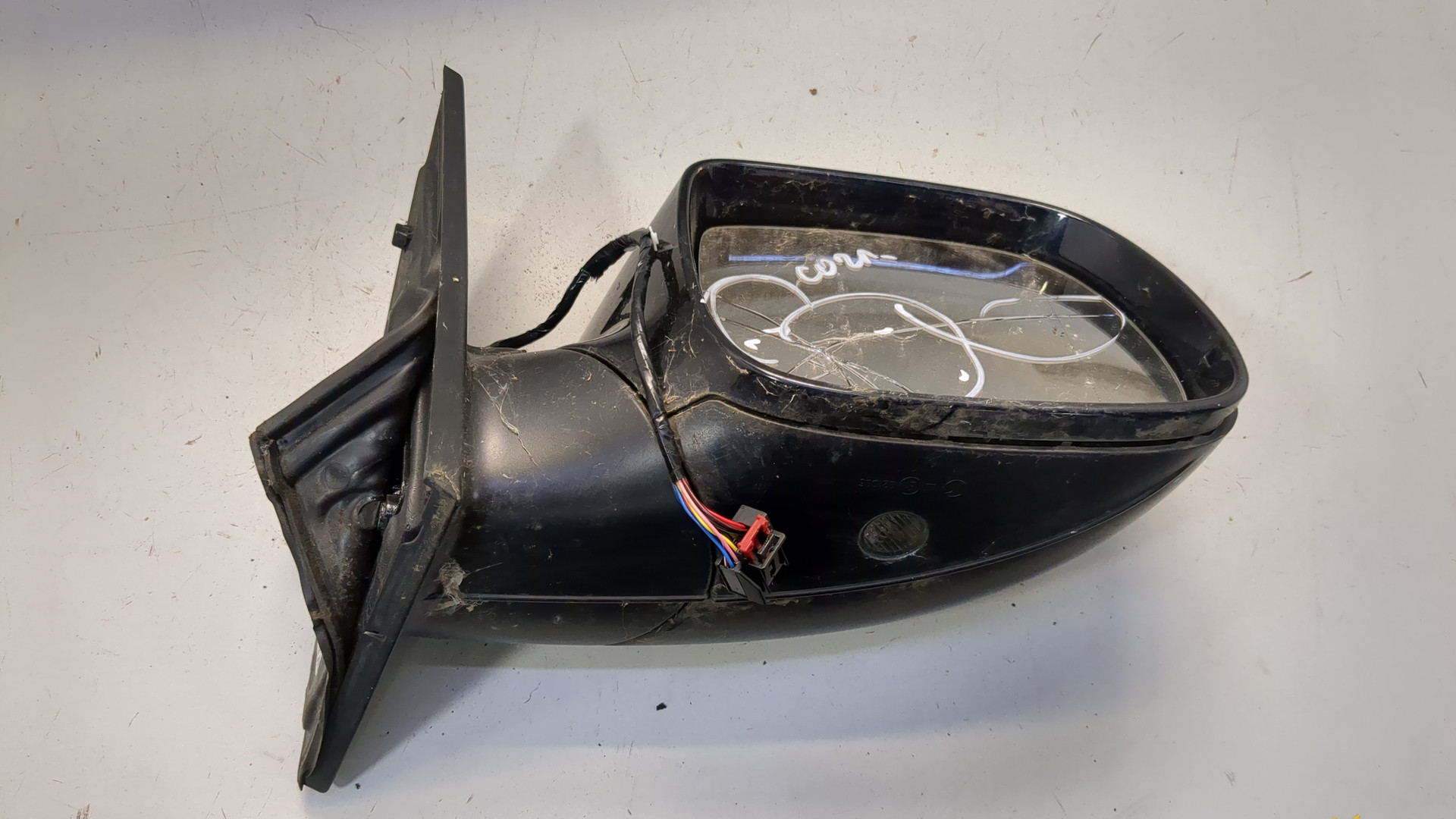 Зеркало правое электрическое