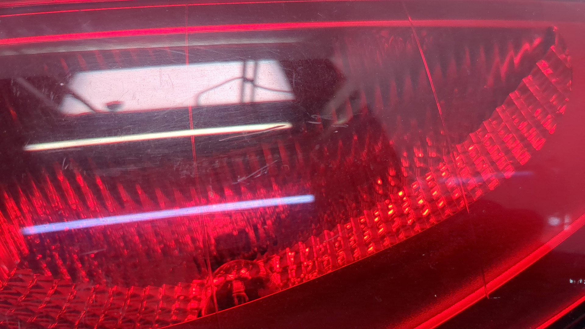 Фонарь задний правый