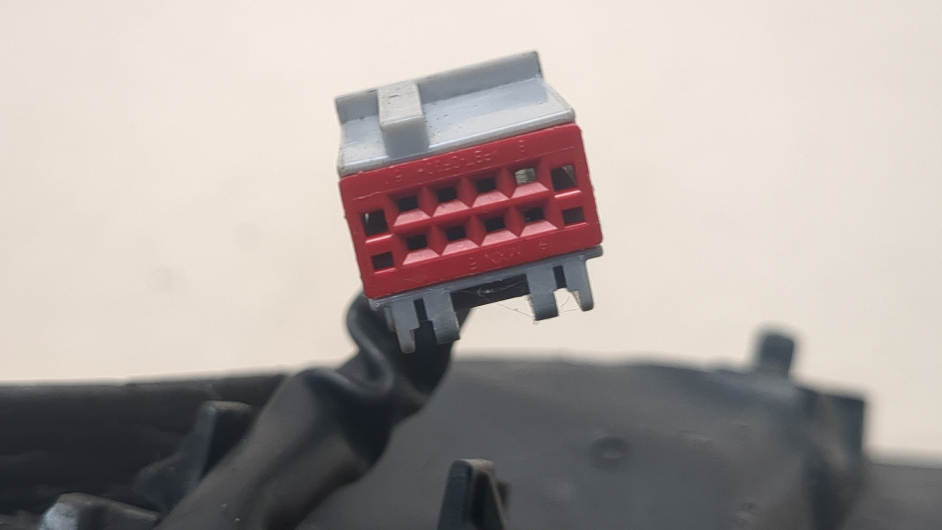 Зеркало правое электрическое