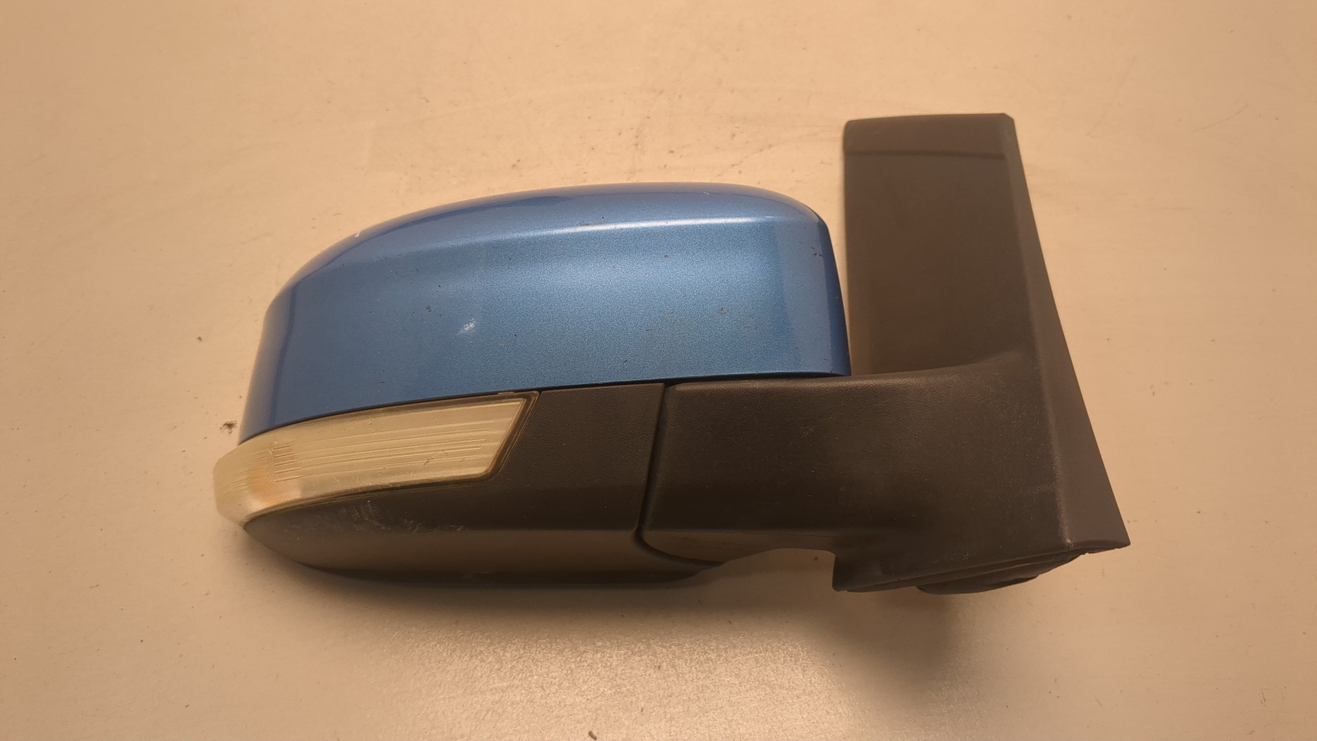 Зеркало правое электрическое