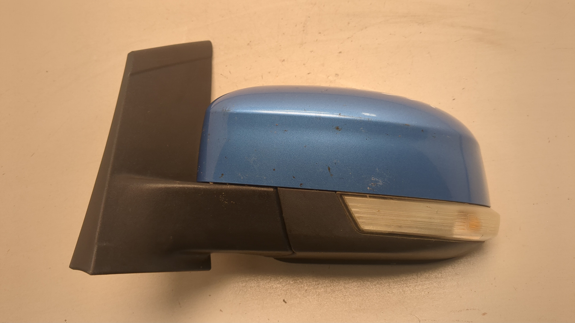 Зеркало левое электрическое