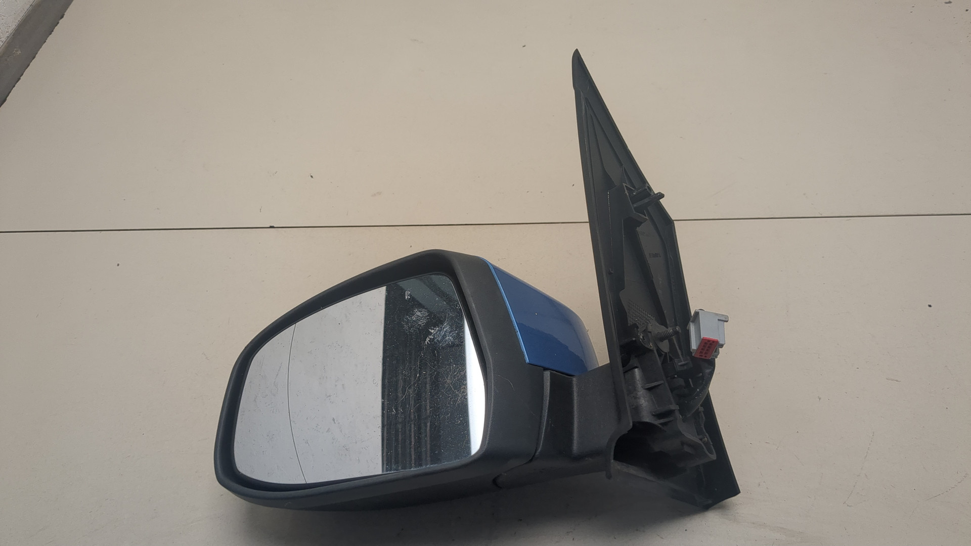 Зеркало левое электрическое