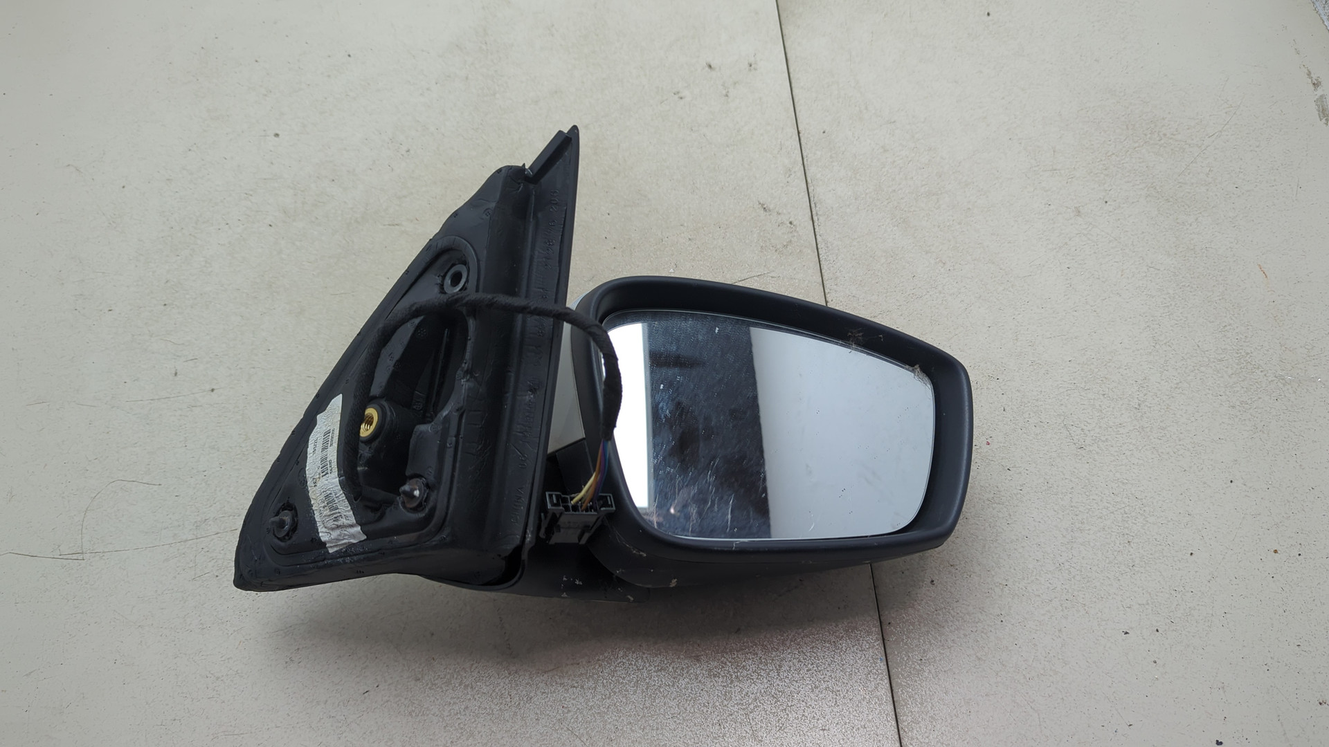 Зеркало правое электрическое