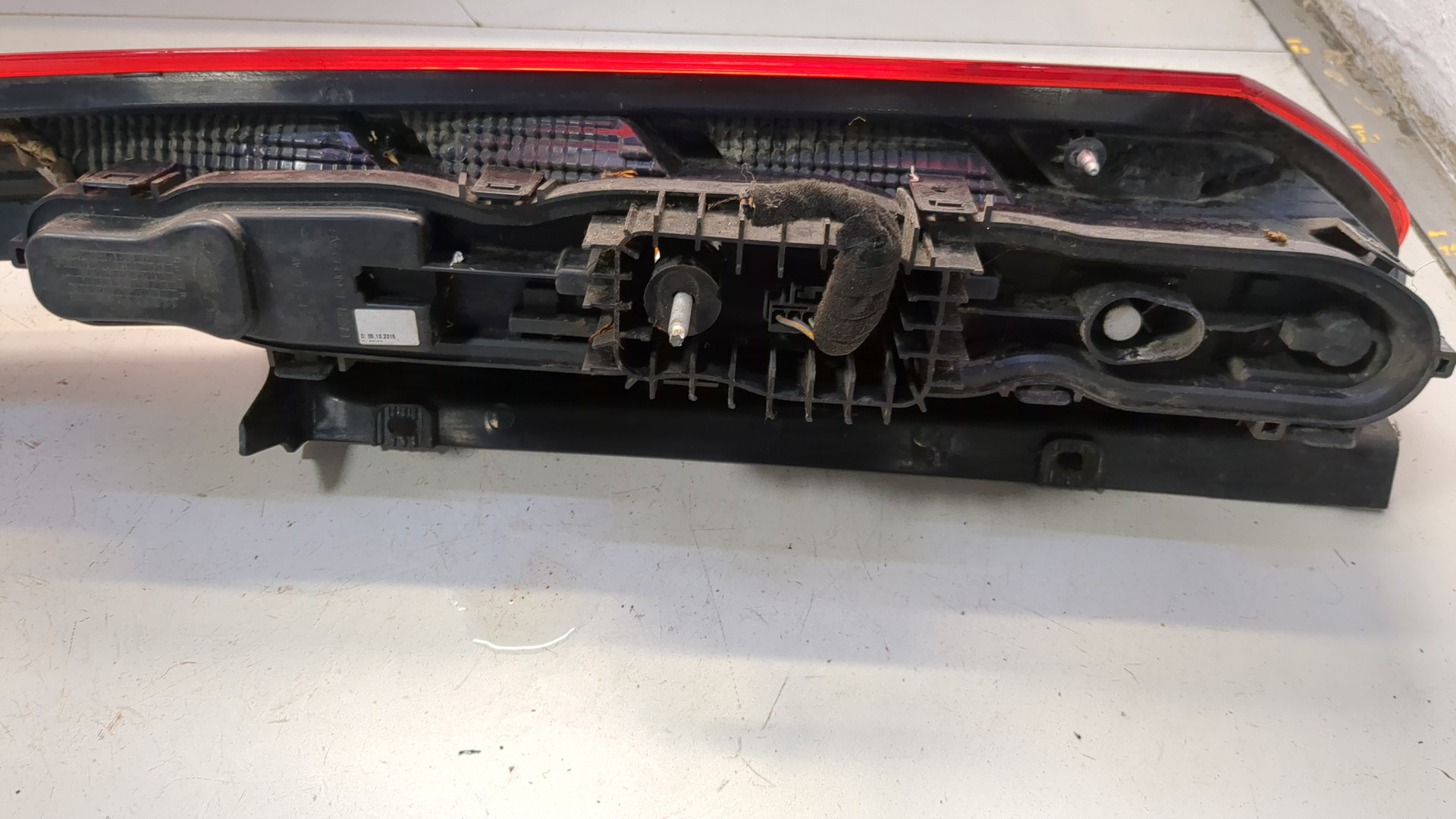 Фонарь задний левый