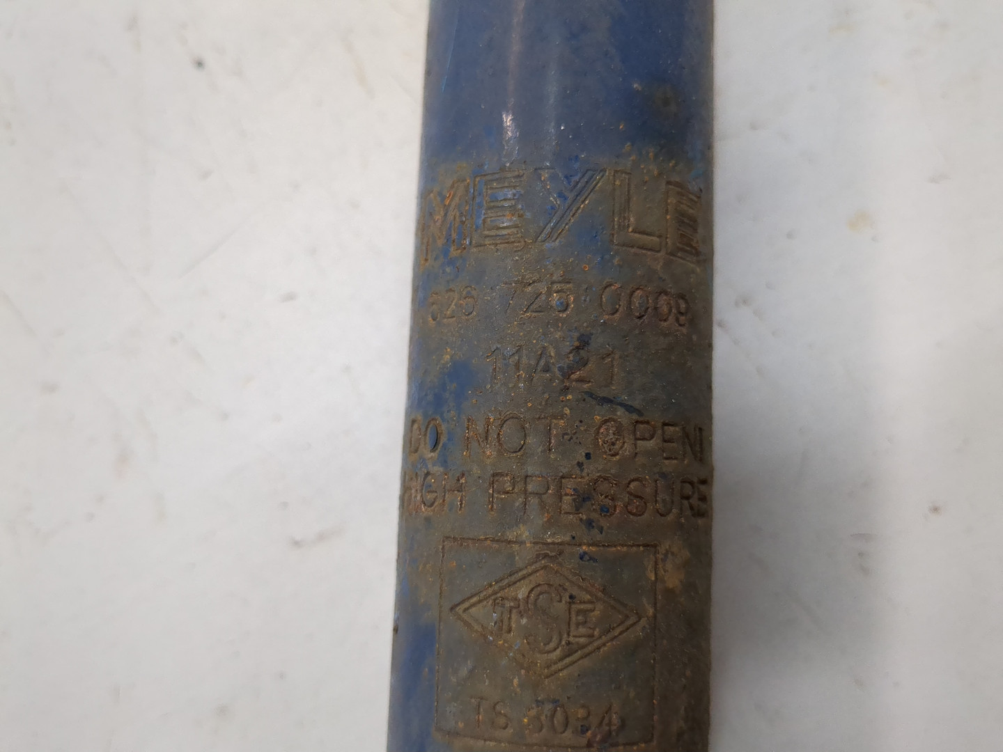 Амортизатор задний (стойка)