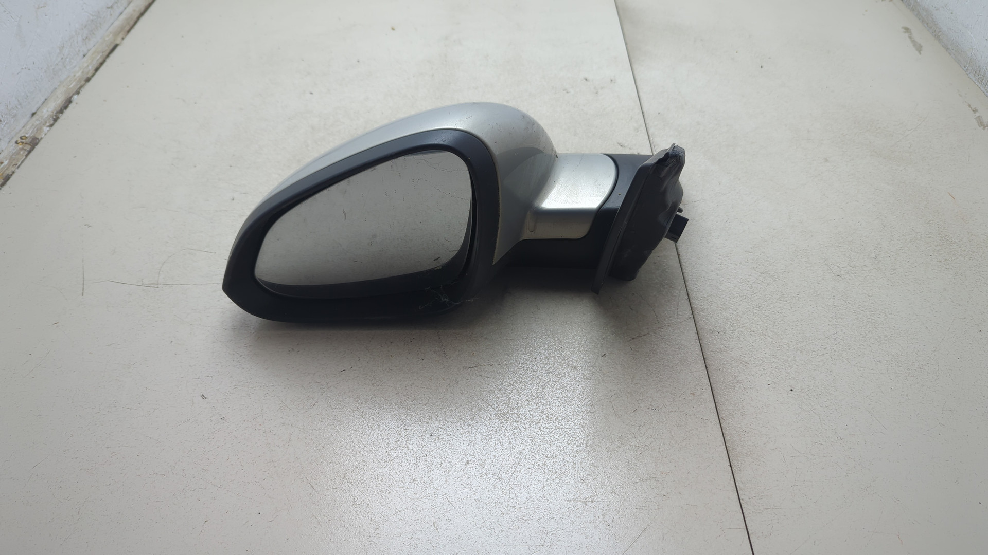 Зеркало левое электрическое