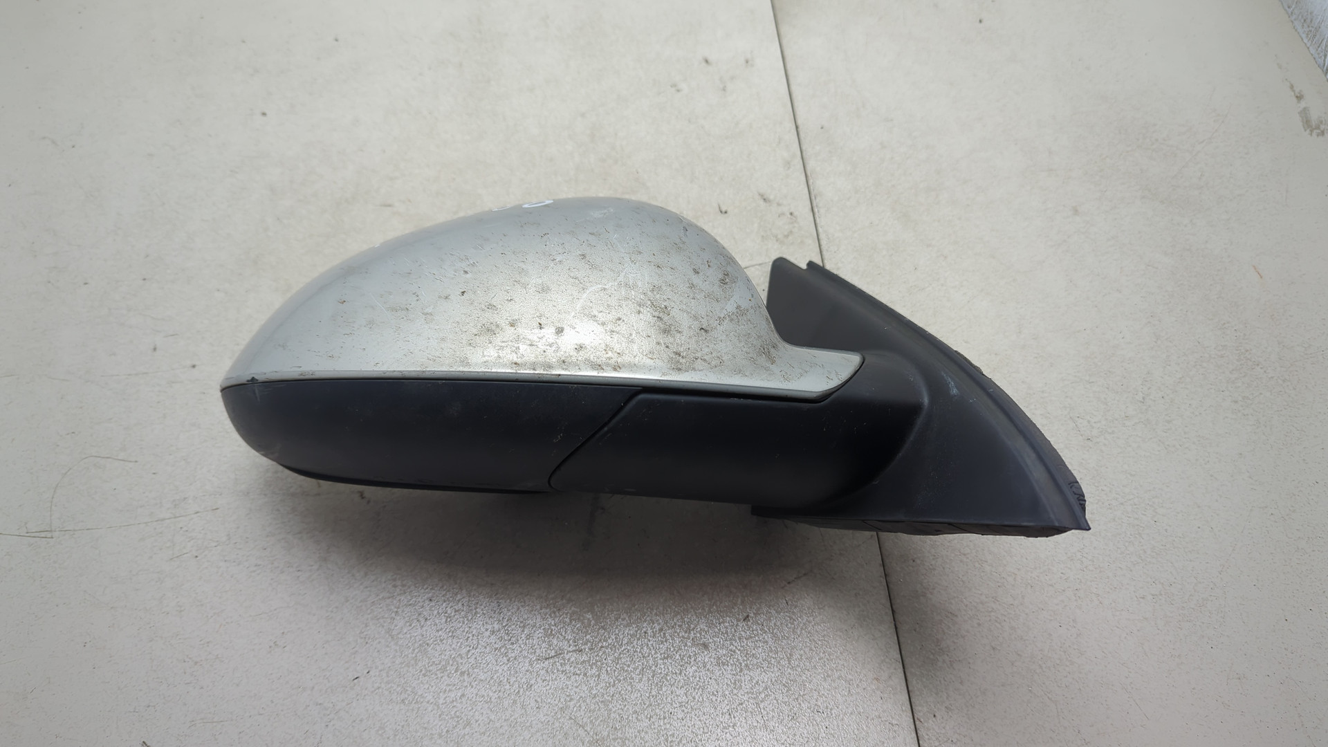 Зеркало правое электрическое