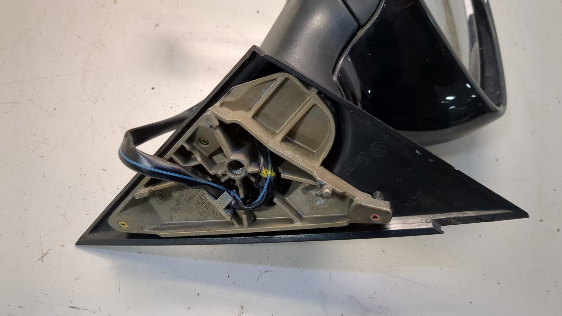 Зеркало левое электрическое