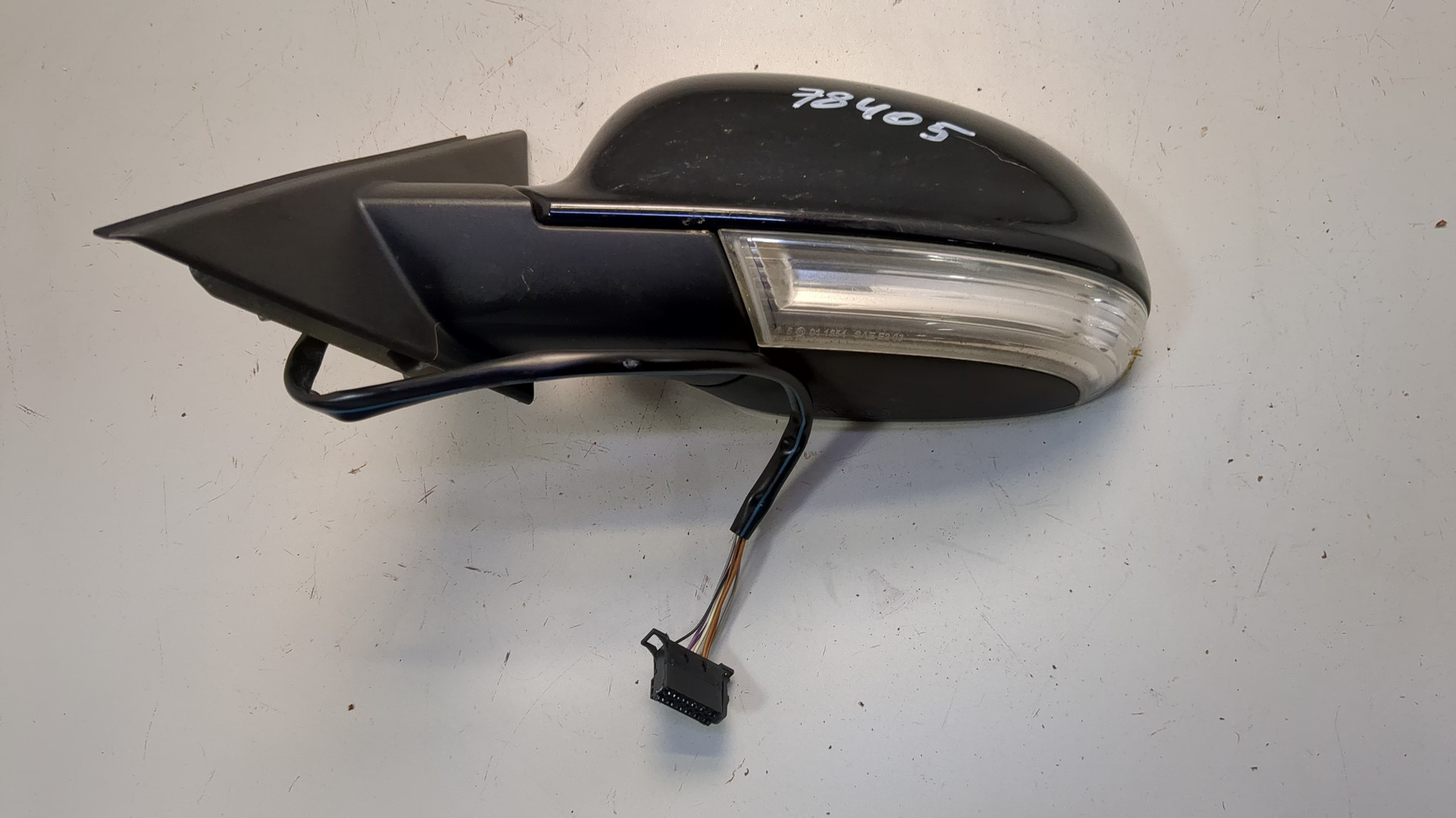 Зеркало левое электрическое