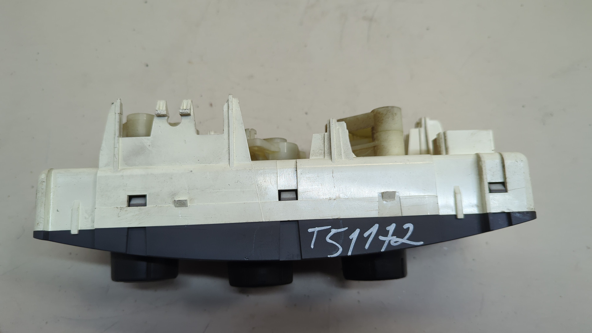 Переключатель отопителя