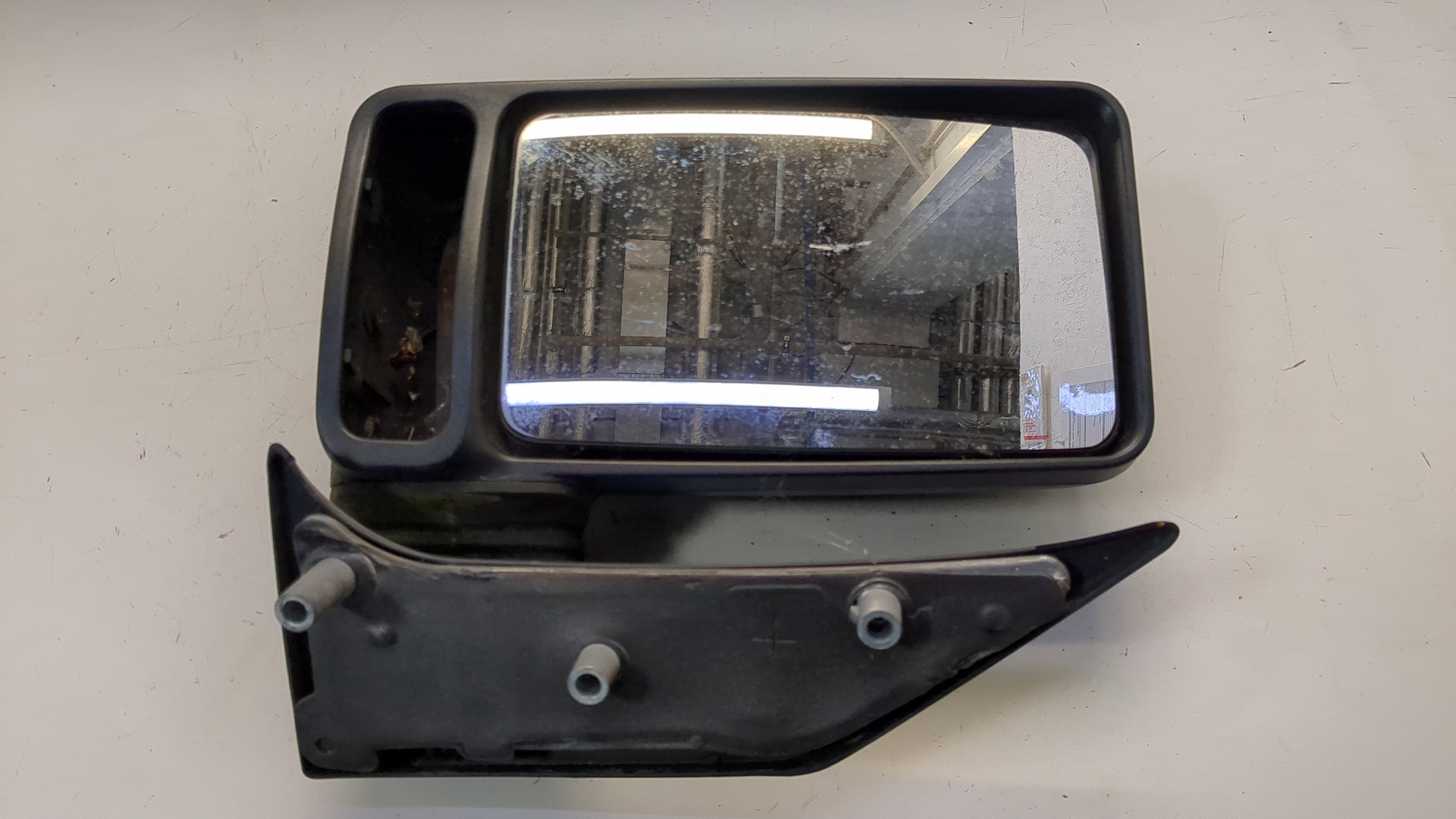 Зеркало левое электрическое