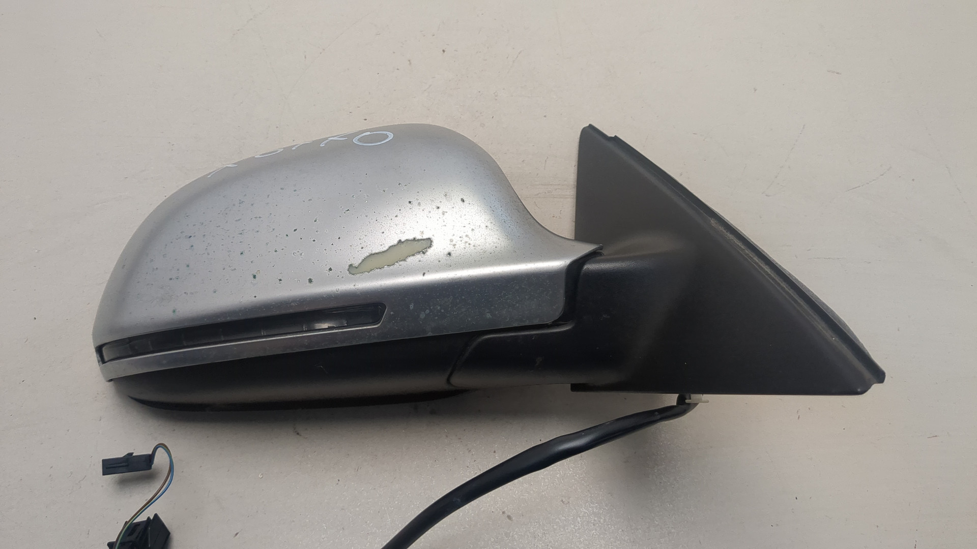 Зеркало правое электрическое