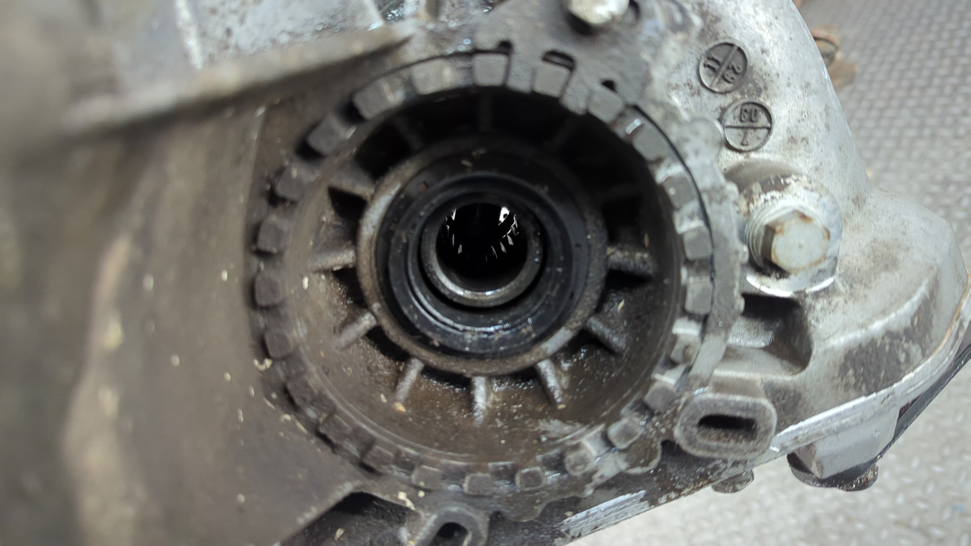 МКПП (механическая коробка переключения передач)