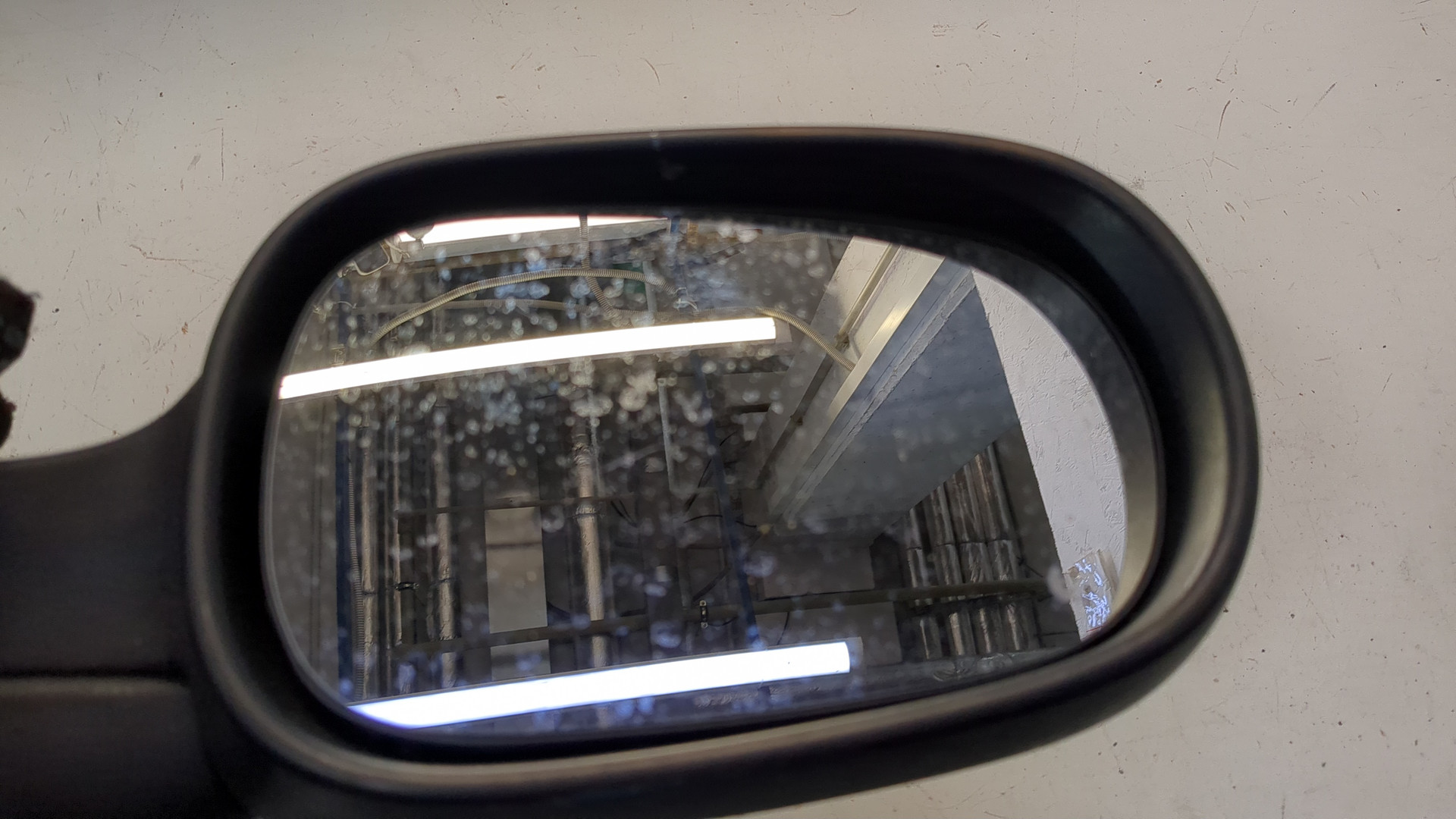 Зеркало правое электрическое