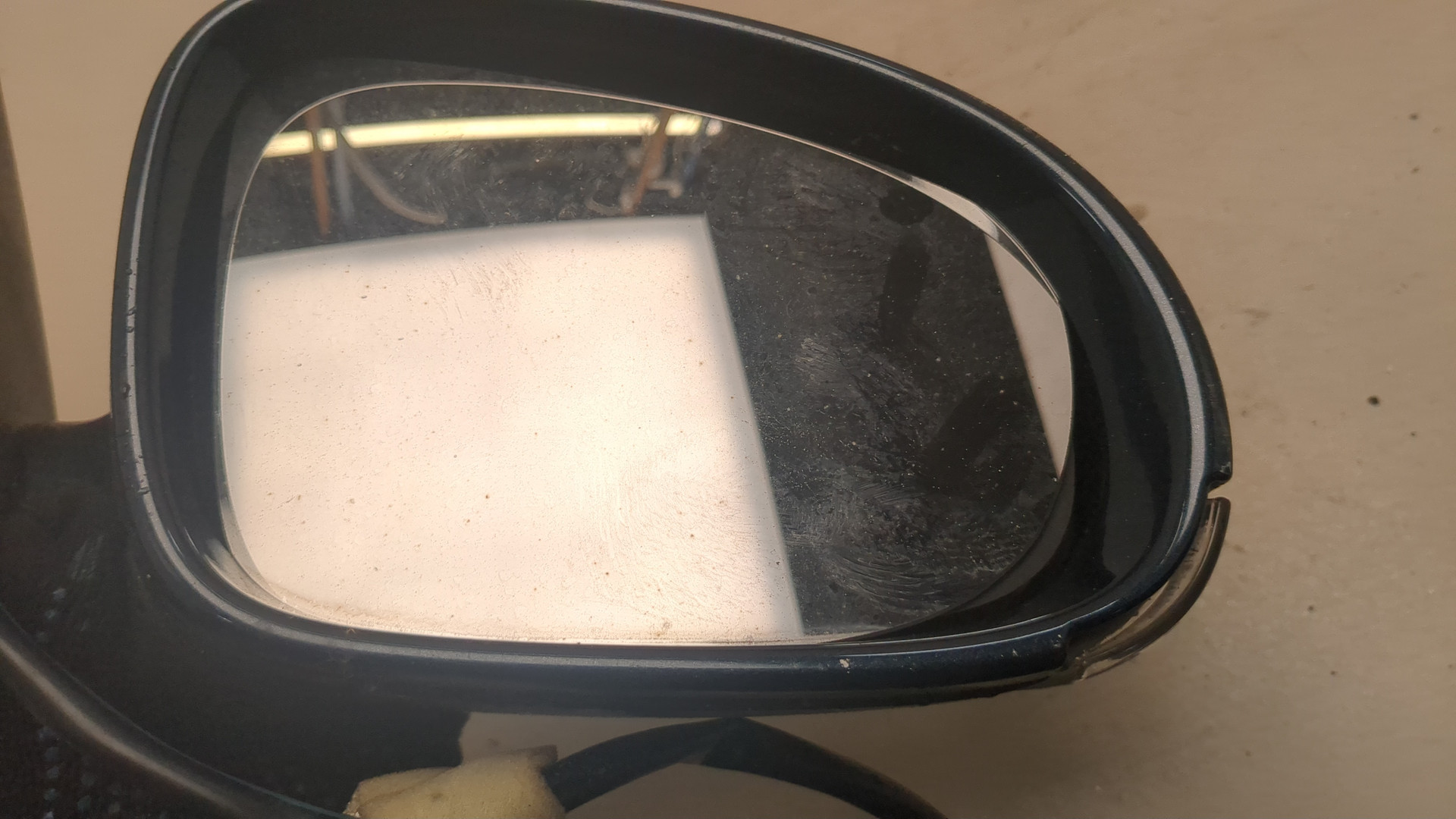 Зеркало правое электрическое