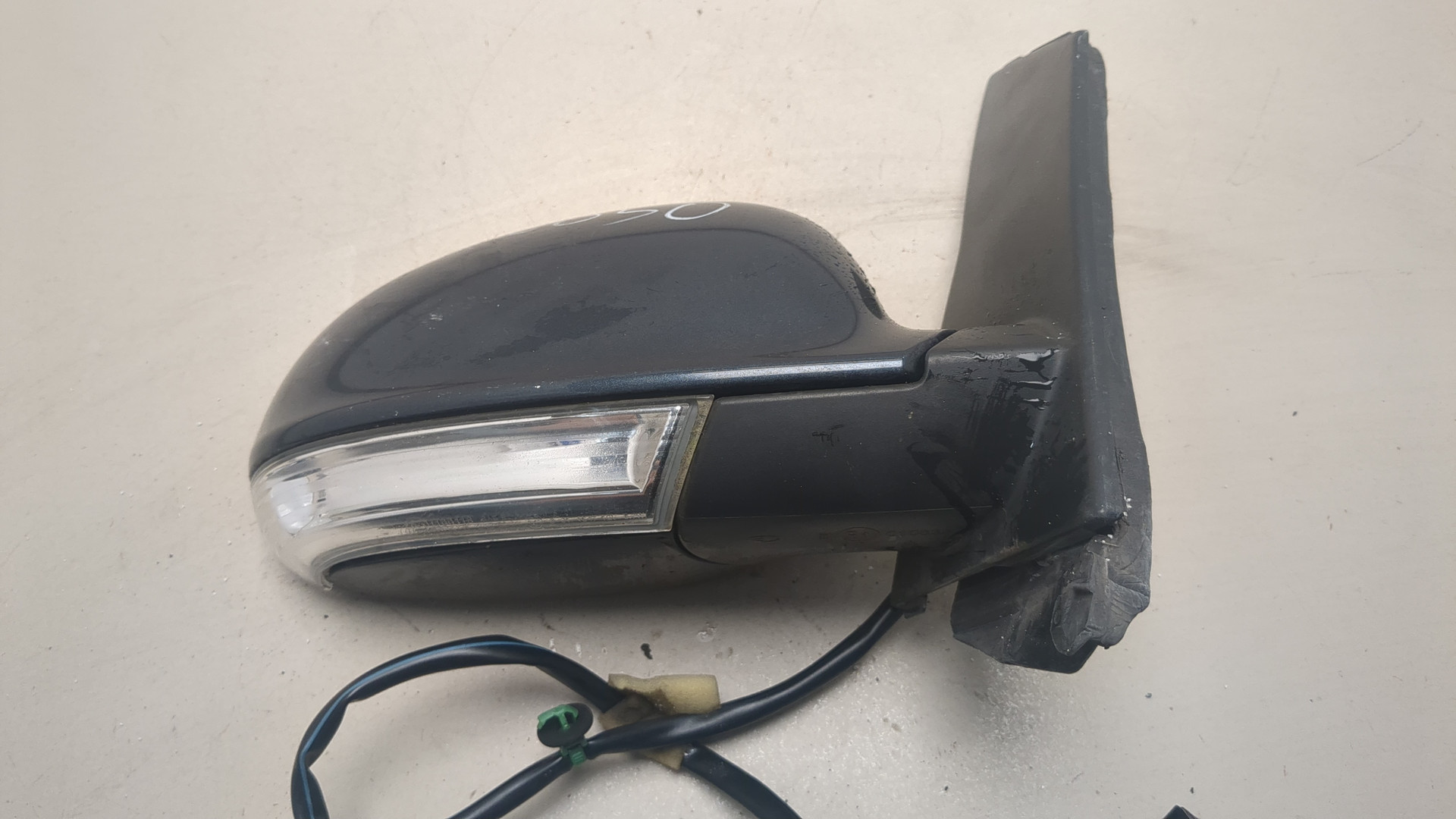 Зеркало правое электрическое