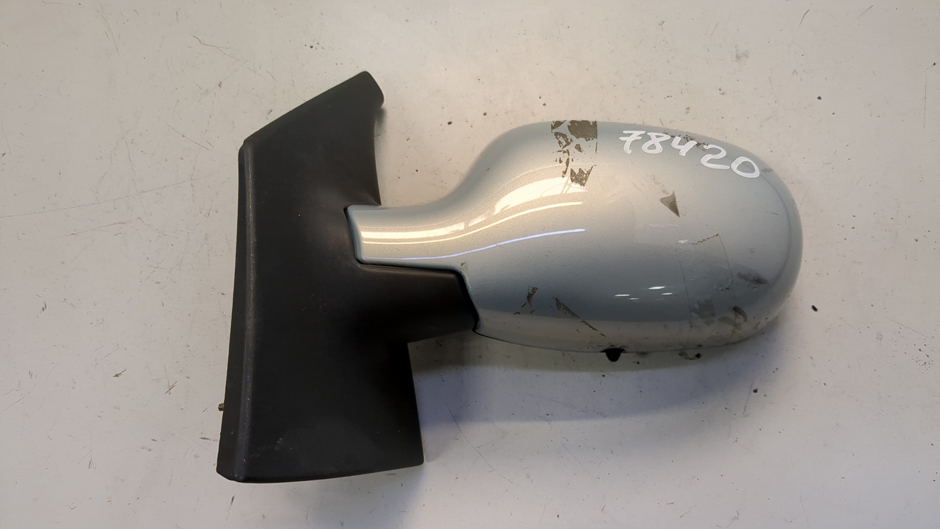 Зеркало левое электрическое